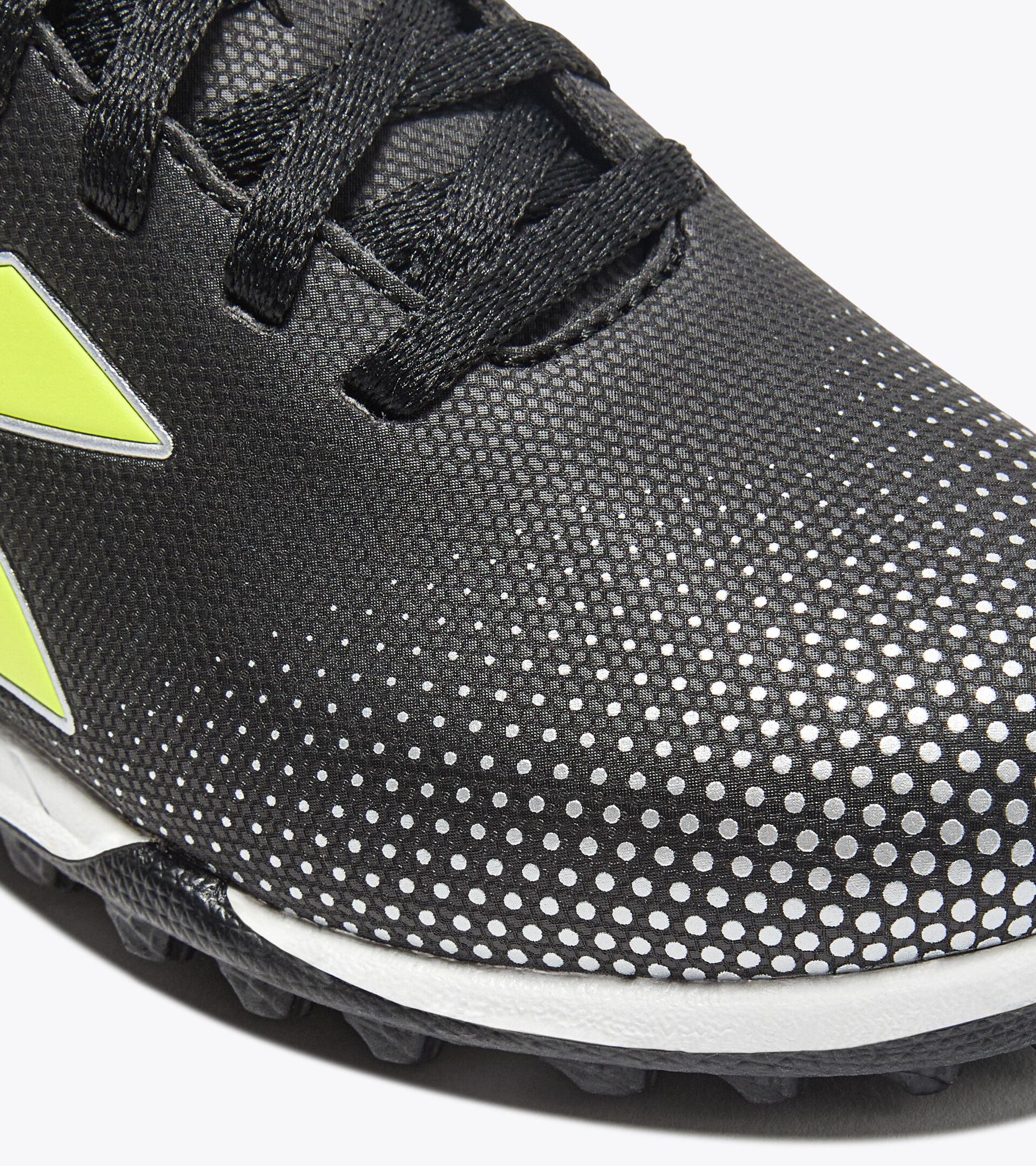 Calcio boots for synthetic ground - Junior PICHICHI 7 TF JR BLACK/YELLOW FL DD/SILVER - Diadora