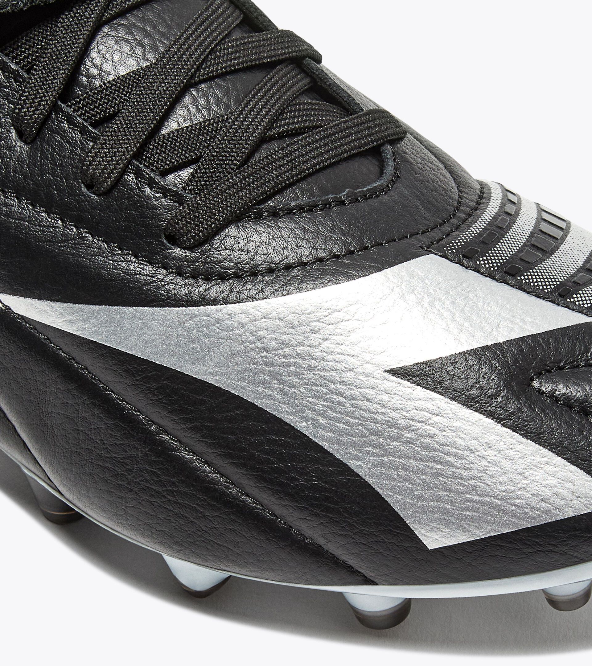 Leather calcio boots for firm ground - Made In Italy - All-Gender MAXIMUS ELITE ITA T SLX BLACK /SILVER DD - Diadora