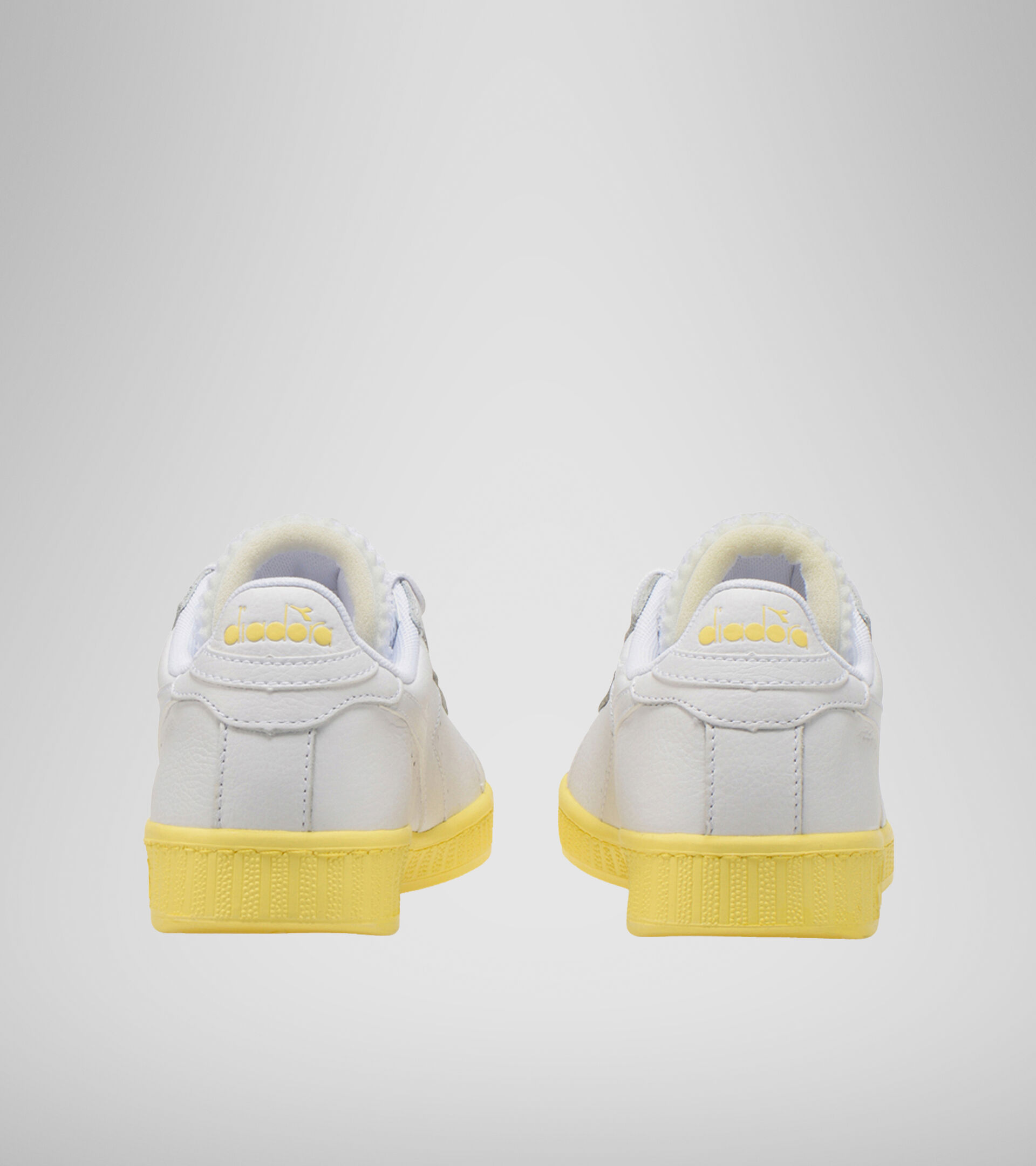 Sports shoe - Women GAME L LOW SOLE BLOCK WN WHITE/POPCORN - Diadora