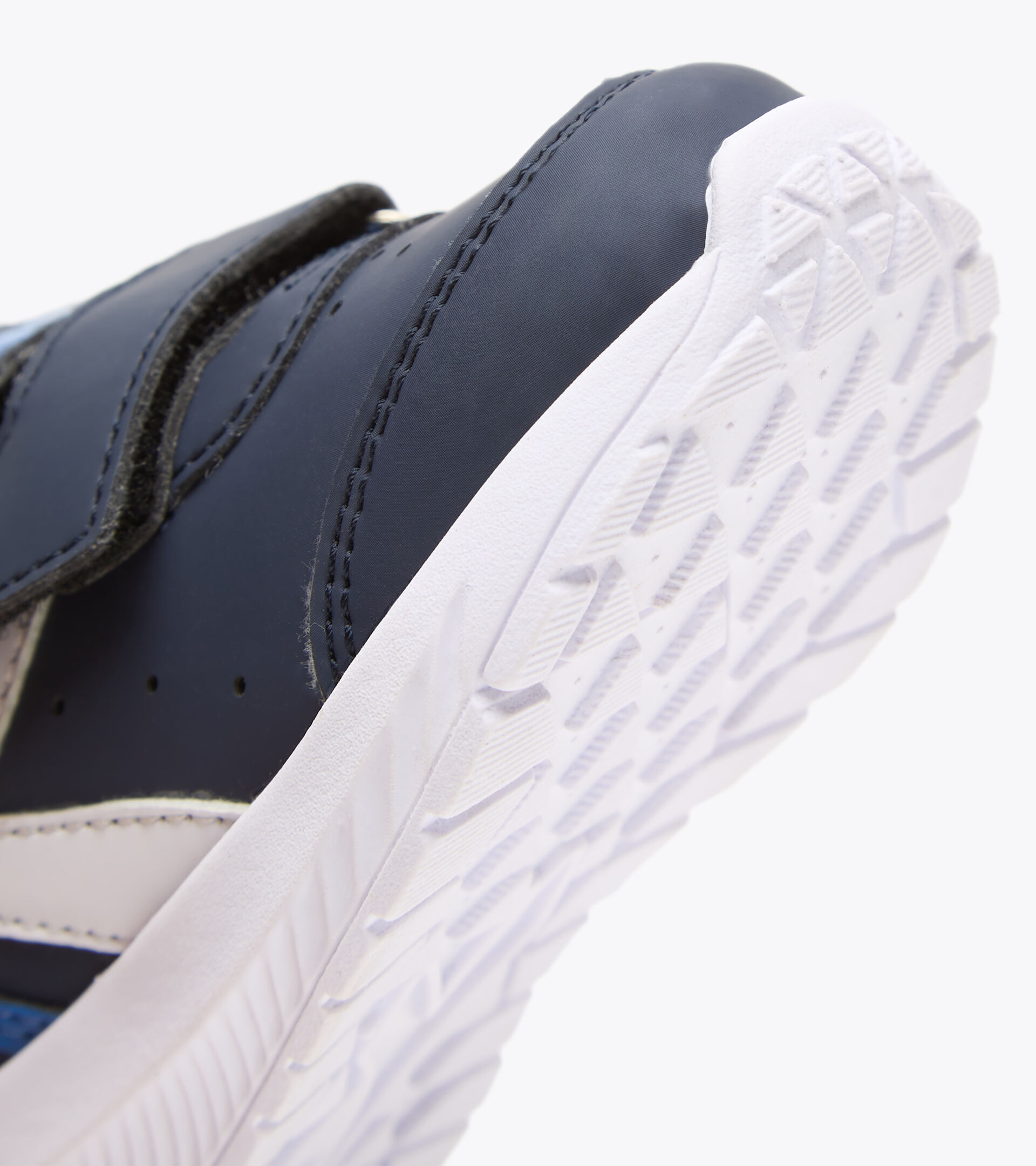 Running shoe - Unisex kids FALCON SL I CLASSIC NAVY/WHITE - Diadora
