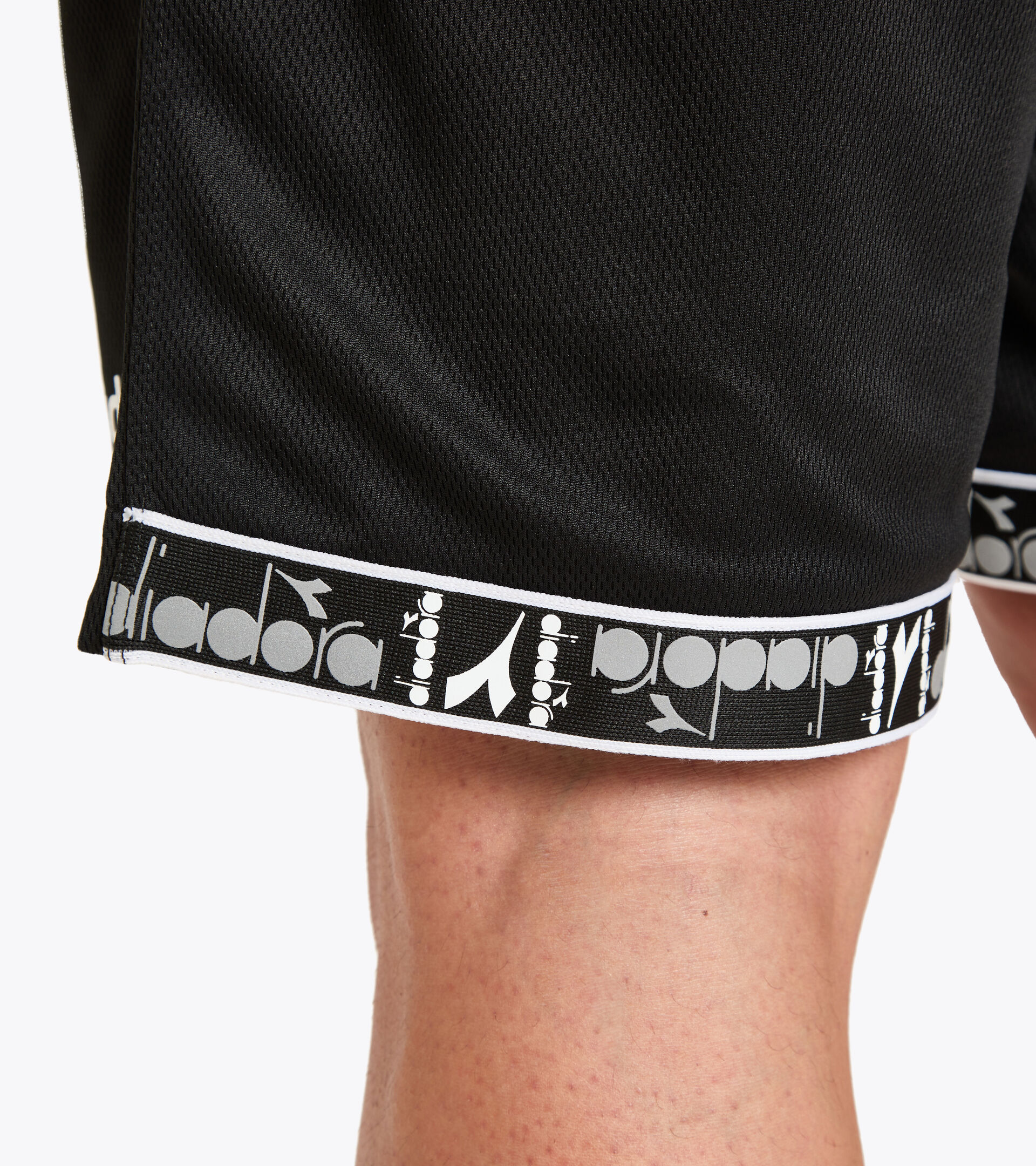 Men's reversible Bermuda workout shorts BERMUDA REVERSIBLE BUDDYFIT BLACK - Diadora