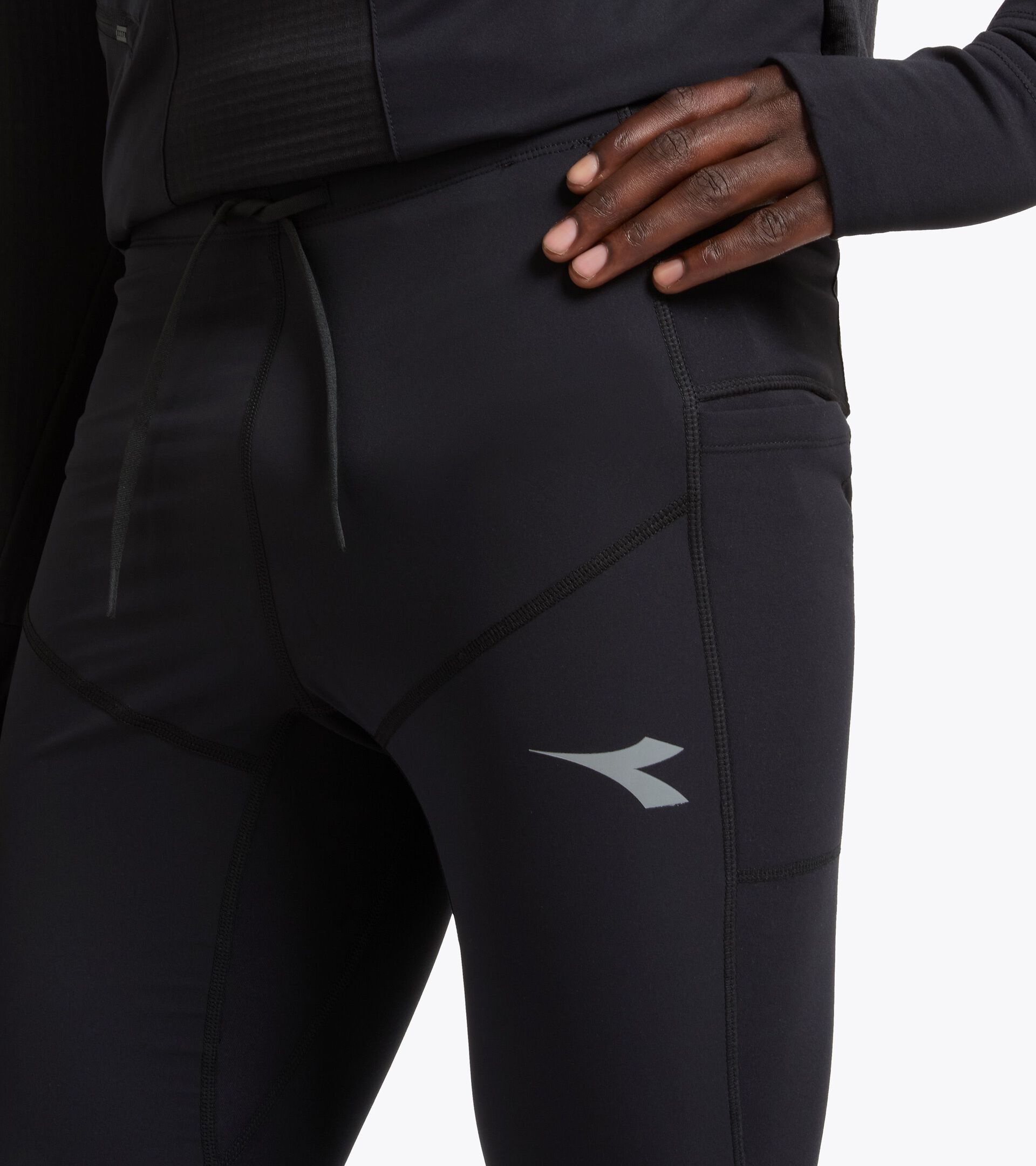 Mallas termorreguladoras con tejido FIBRAZERO - Running Winter Protection - Hombre RUN TIGHTS WINTER FIBRAZERO NEGRO - Diadora