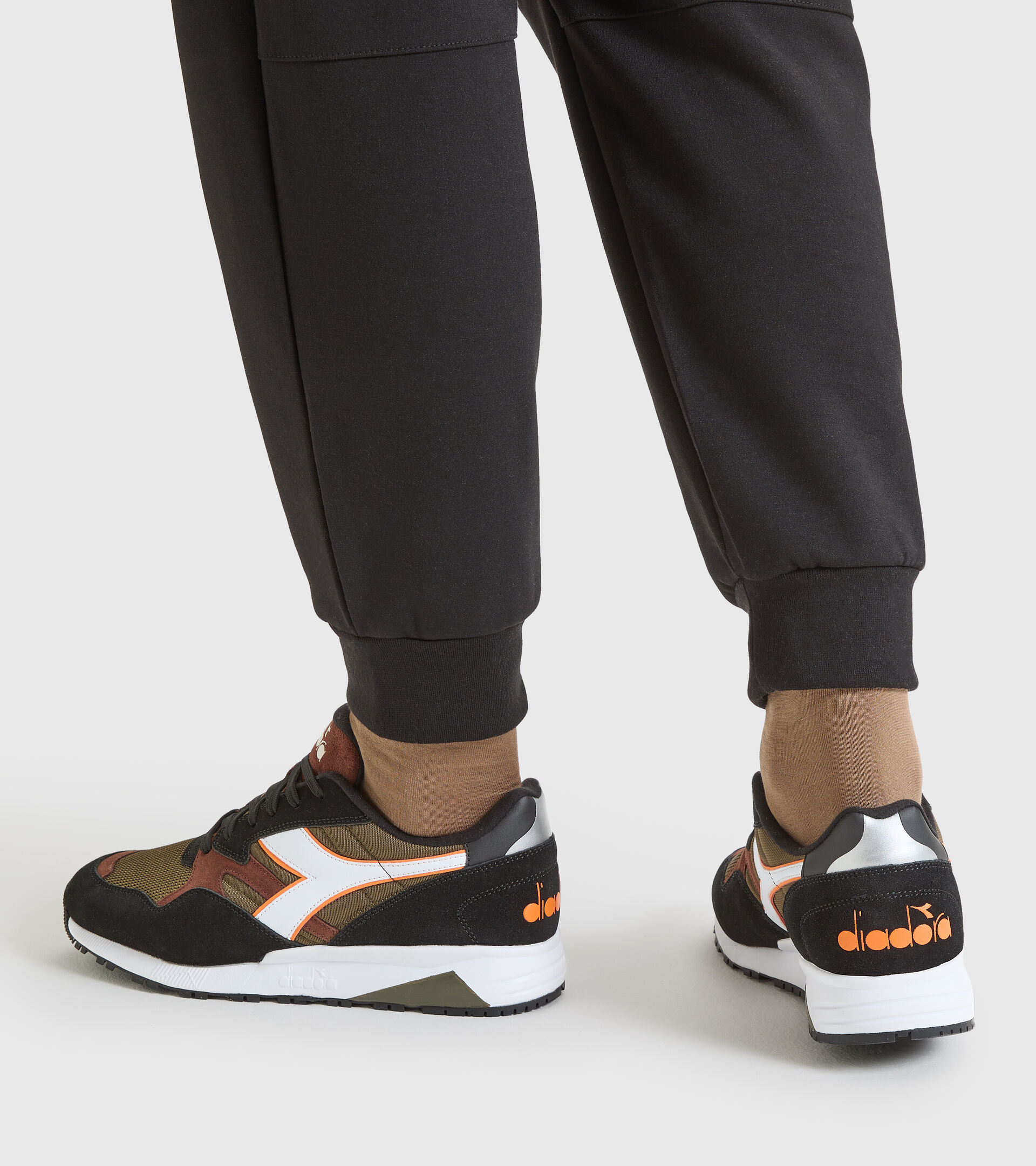 Sports shoes - Unisex N902 BLACK/GREEN BEECH - Diadora