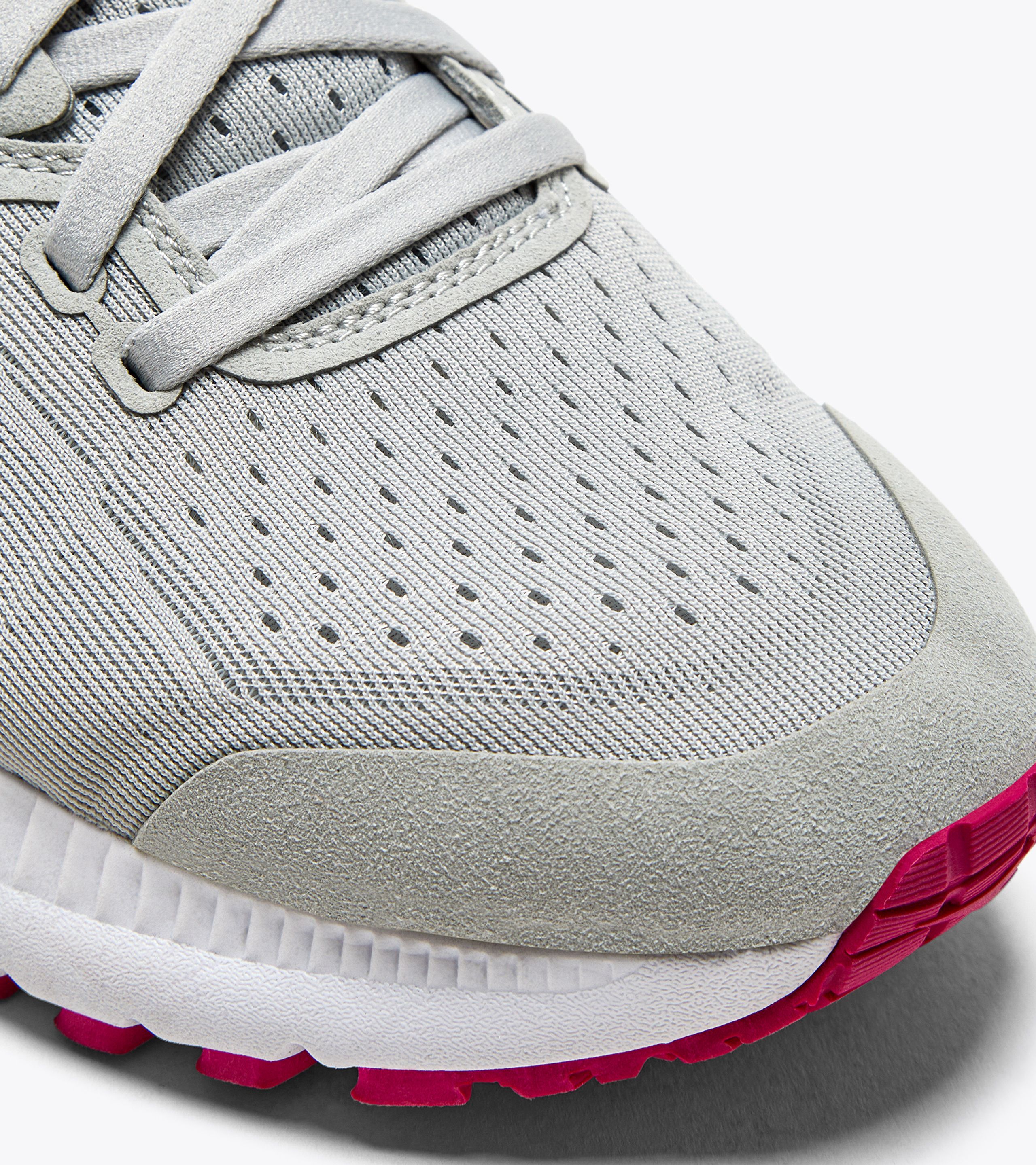 Nike epic react flyknit femme beige shop
