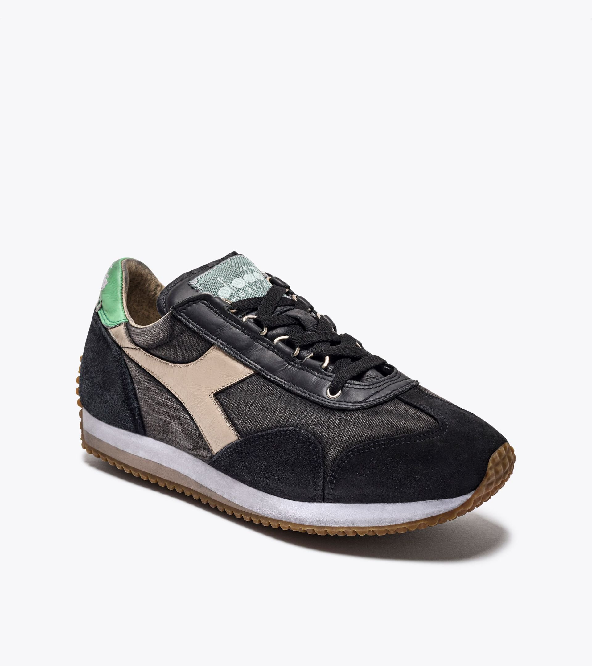 Heritage shoe - Gender Neutral EQUIPE H DIRTY STONE WASH EVO BLACK/GREY COBBLESTONE - Diadora