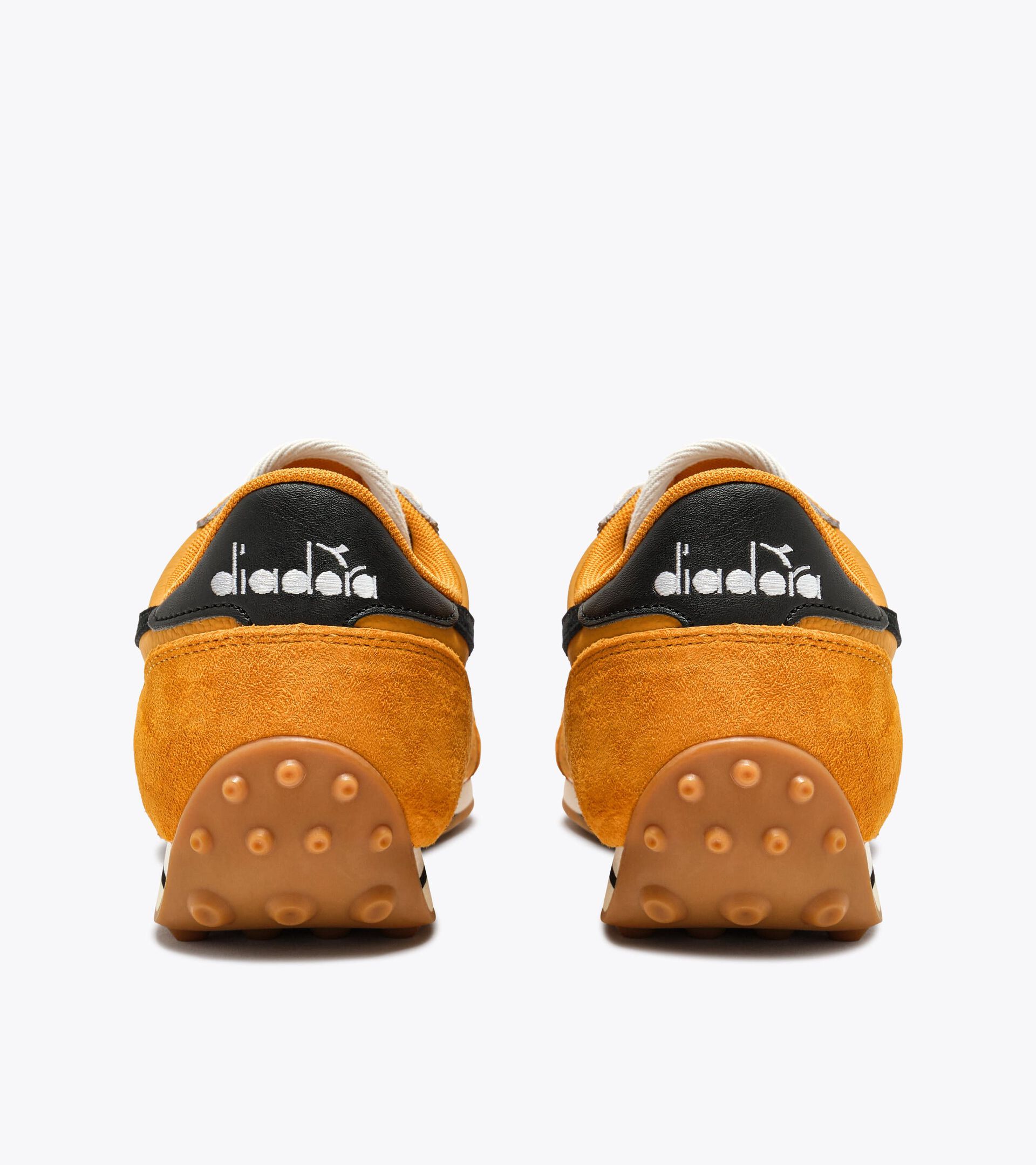 Low-profile leather sneaker - All-gender RALLY PUNCHED ORANGE MUSTARD - Diadora