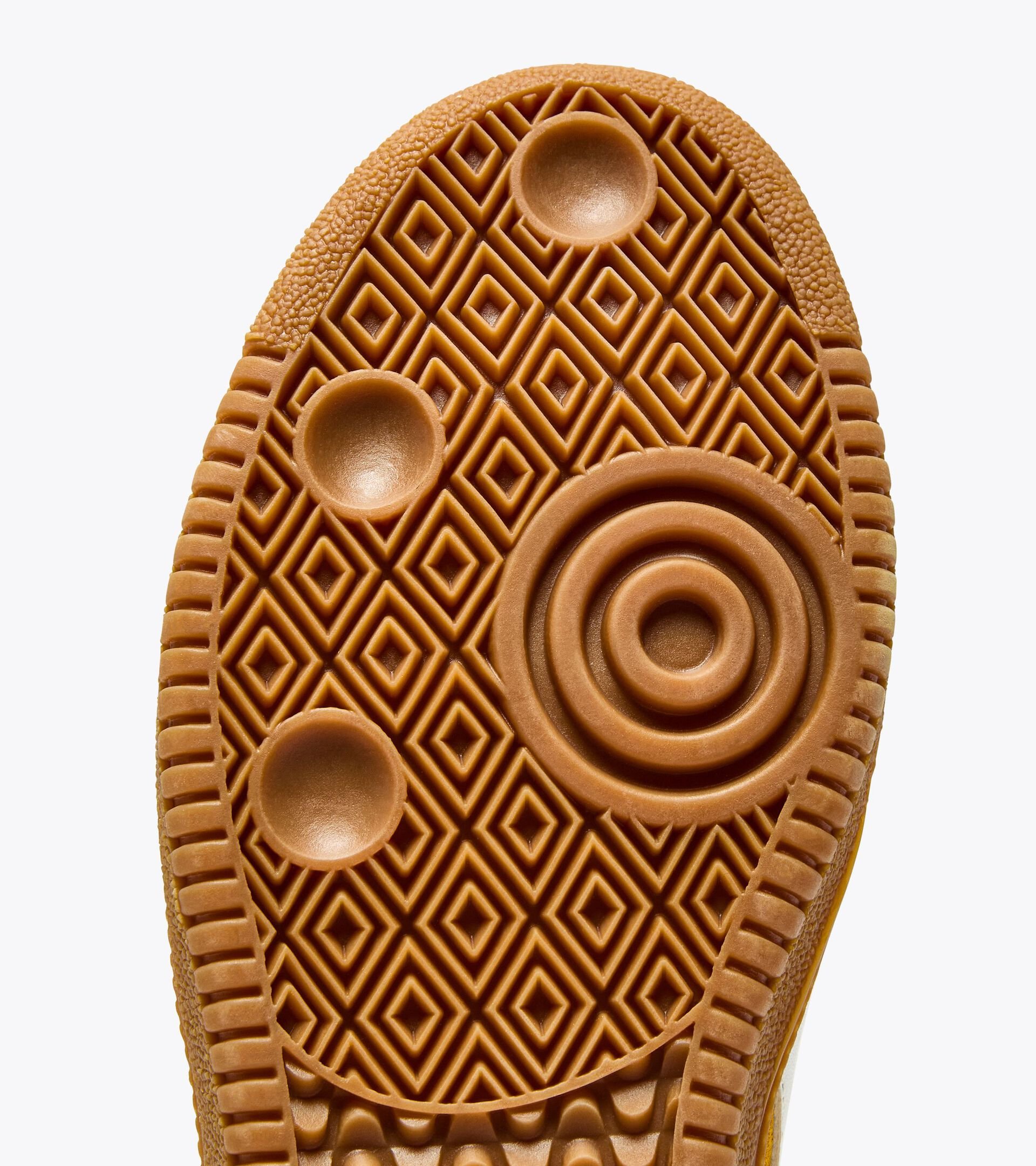 Zapatilla de piel - Para todos los géneros
 TOKYO PLATANO CREMA - Diadora