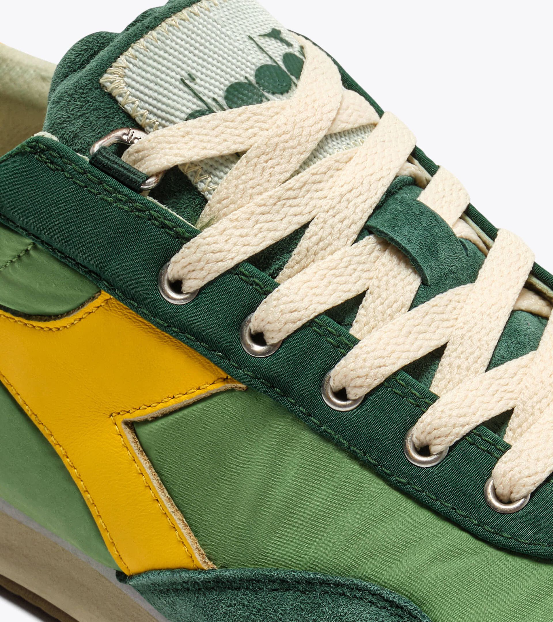 Suede leather Heritage Sneaker - All-gender EQUIPE VELA SW SHAMROCK - Diadora