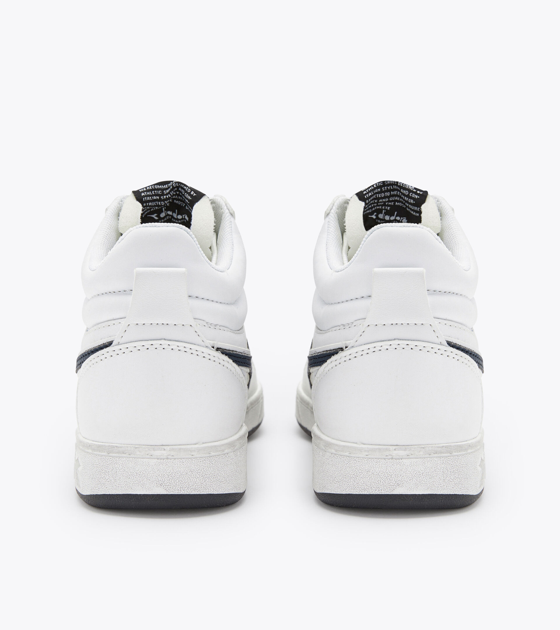 Sporty sneakers - Gender neutral MAGIC BASKET DEMI ICONA WHITE /BLUE CASPIAN SEA - Diadora
