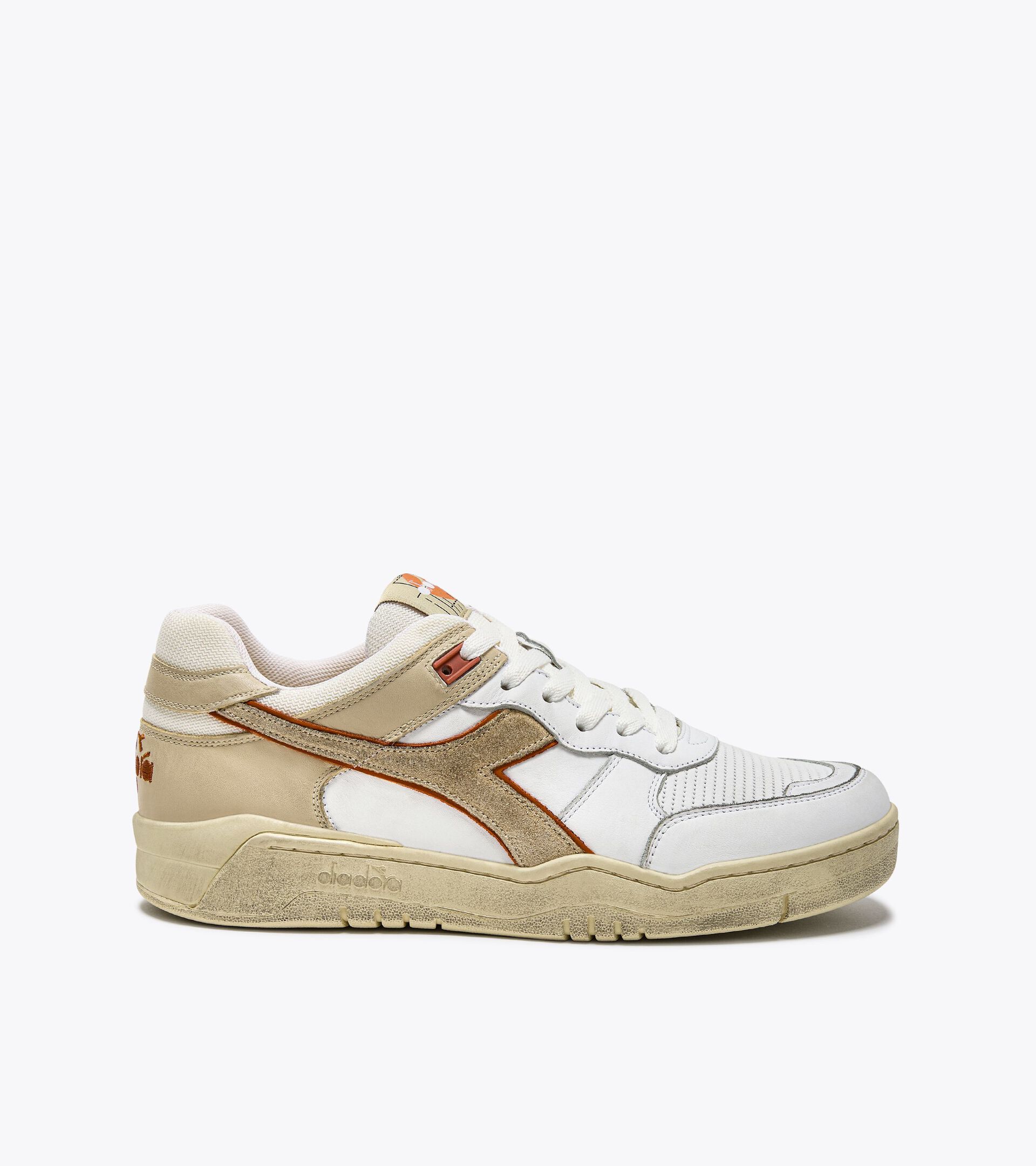 Heritage shoe - All-Gender B.560 USED BEIGE BLEACHED - Diadora