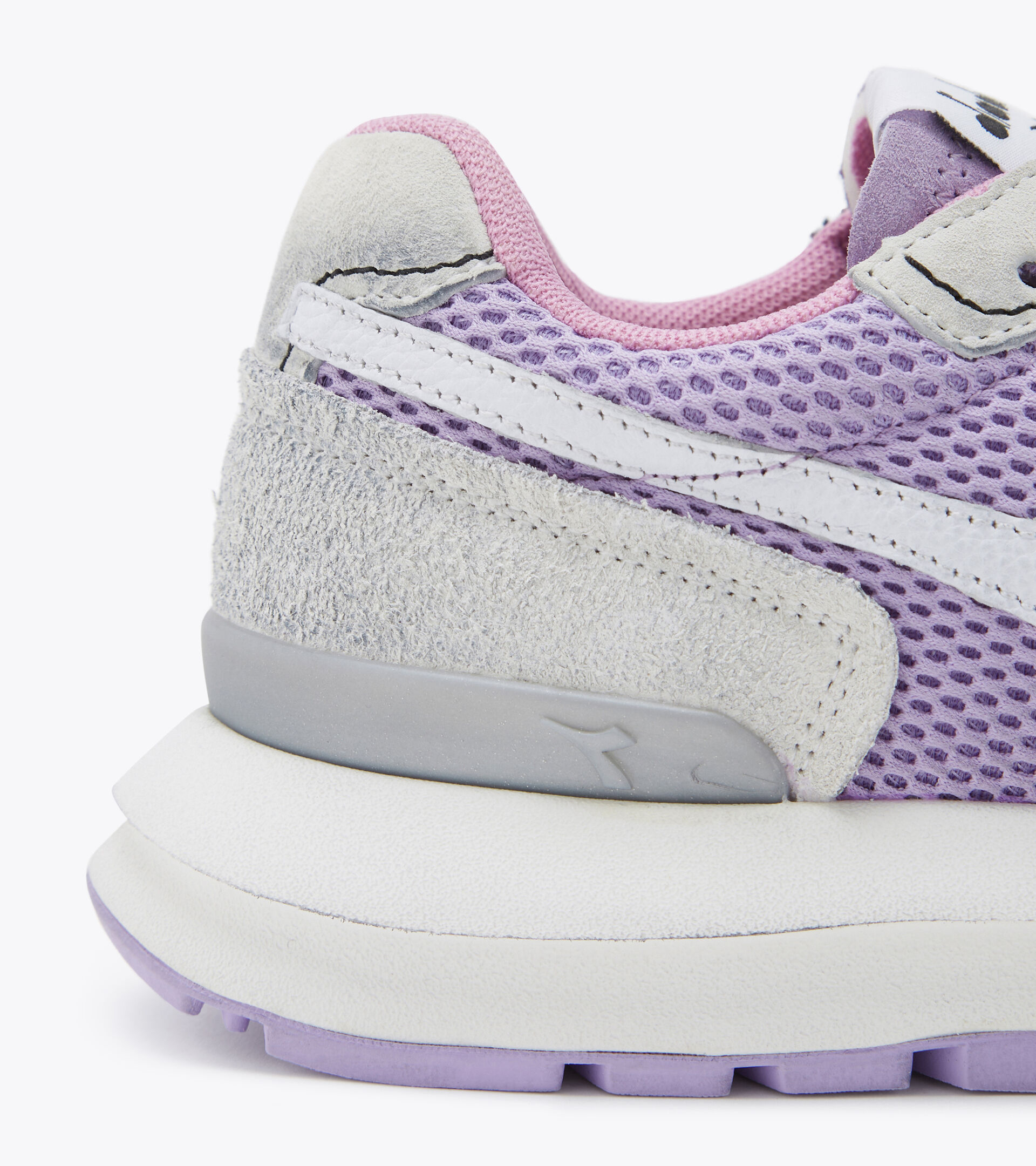Sportschuh - Damen
KMARO 42 PIGSKIN WAX WN BIANCO/VIOLA FUCSIA INTENSO/VI - Diadora