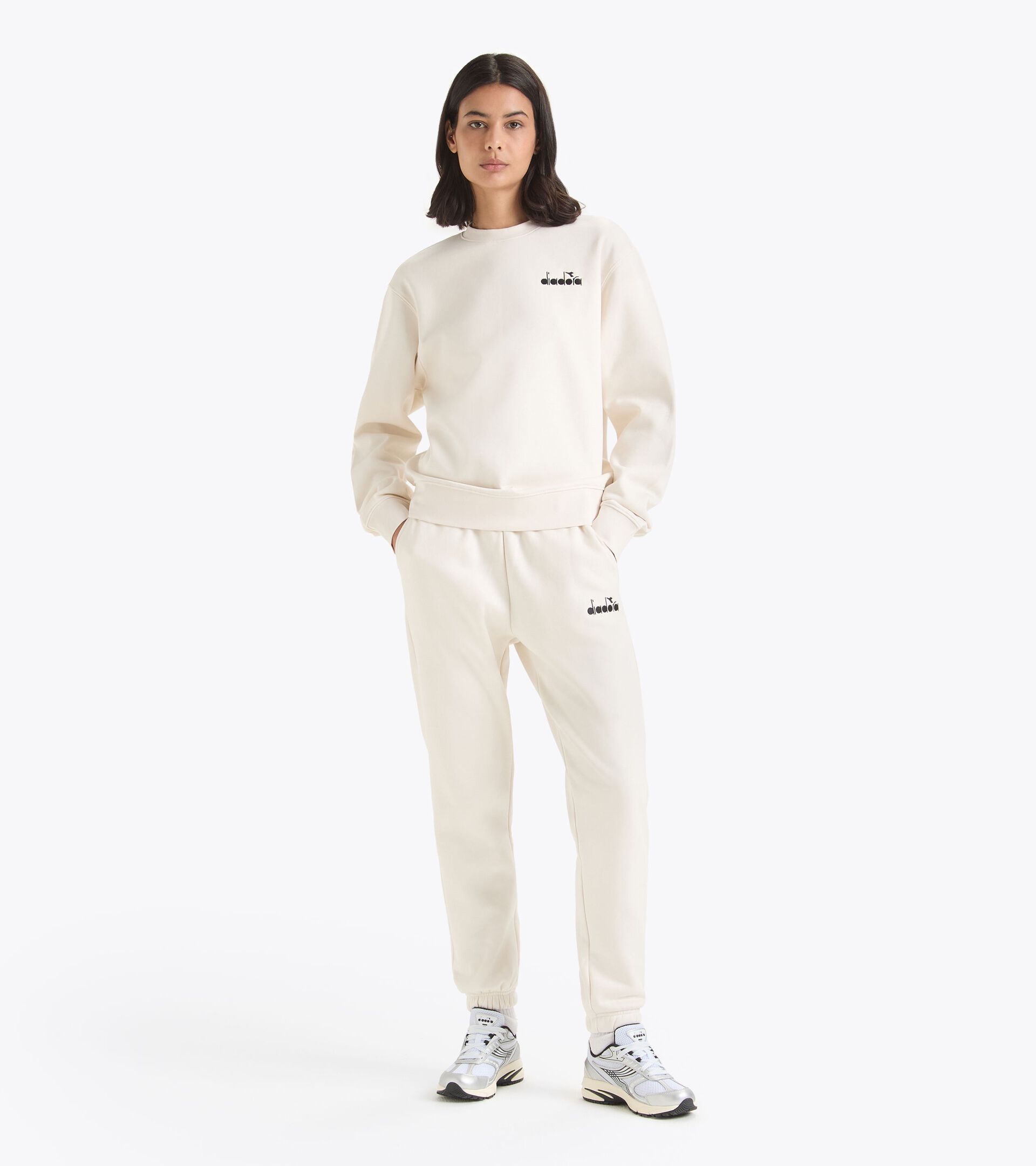Sporty sweatshirt - All-Gender SWEATSHIRT CREW ROUTE WHITE ALYSSUM - Diadora