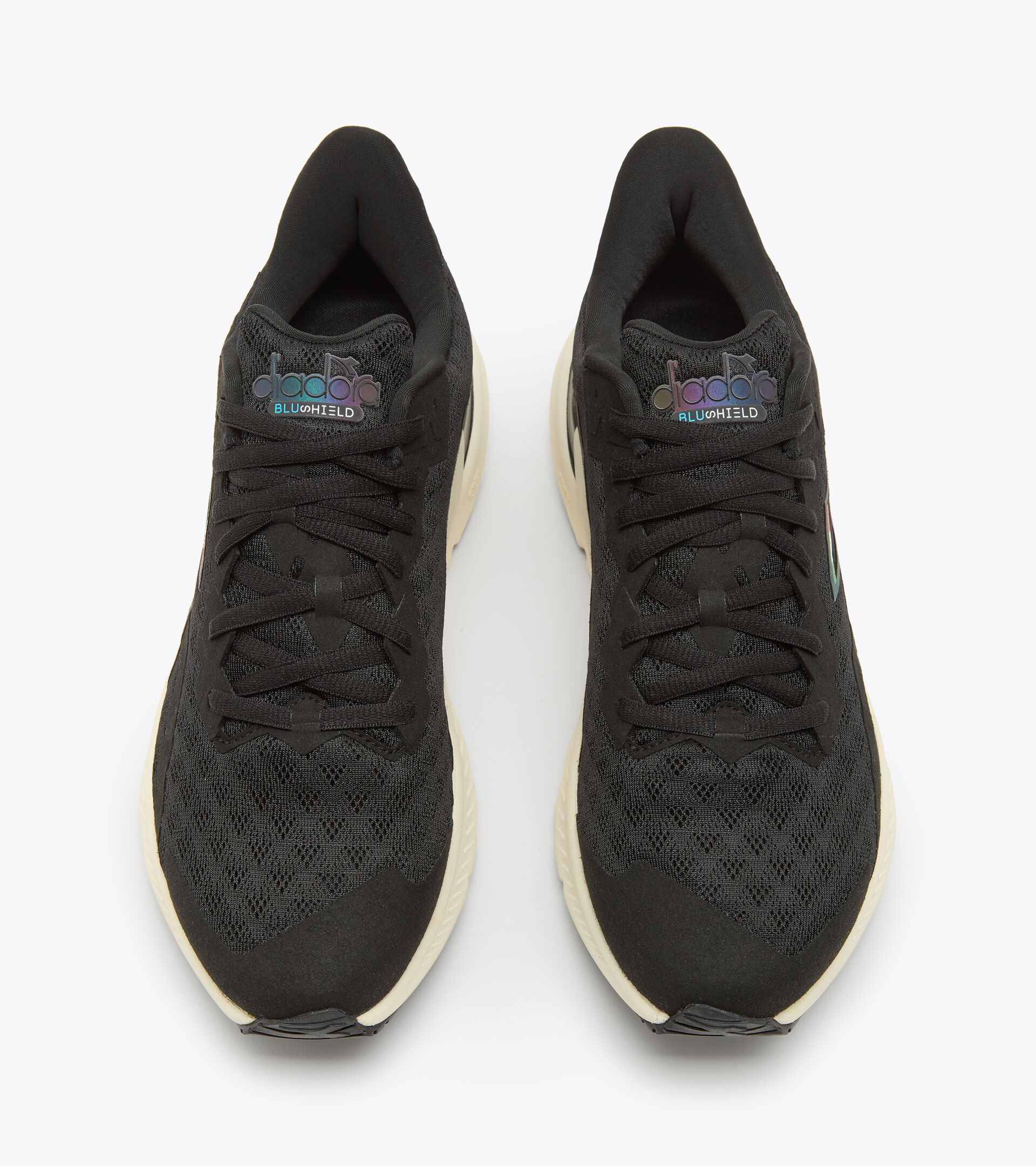 Running shoes - Men MYTHOS BLUSHIELD VOLO HIP 3 BLACK/WHISPER WHITE - Diadora