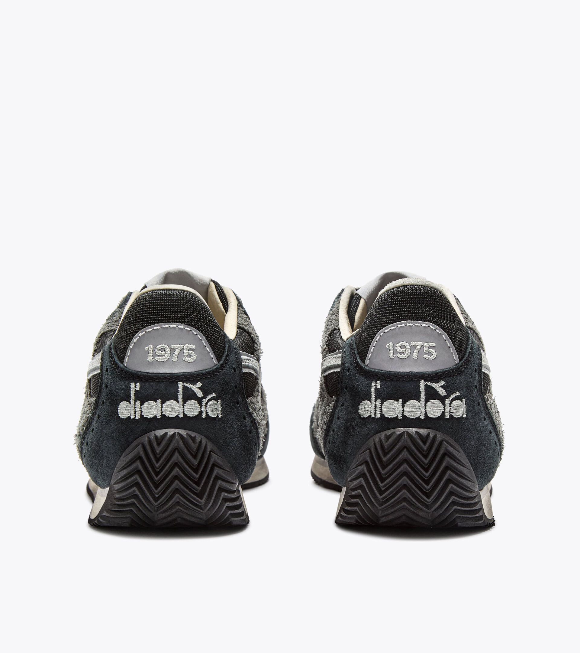 Low-profile Heritage sneaker - All-gender EQUIPE REVENGE USED BLACK - Diadora