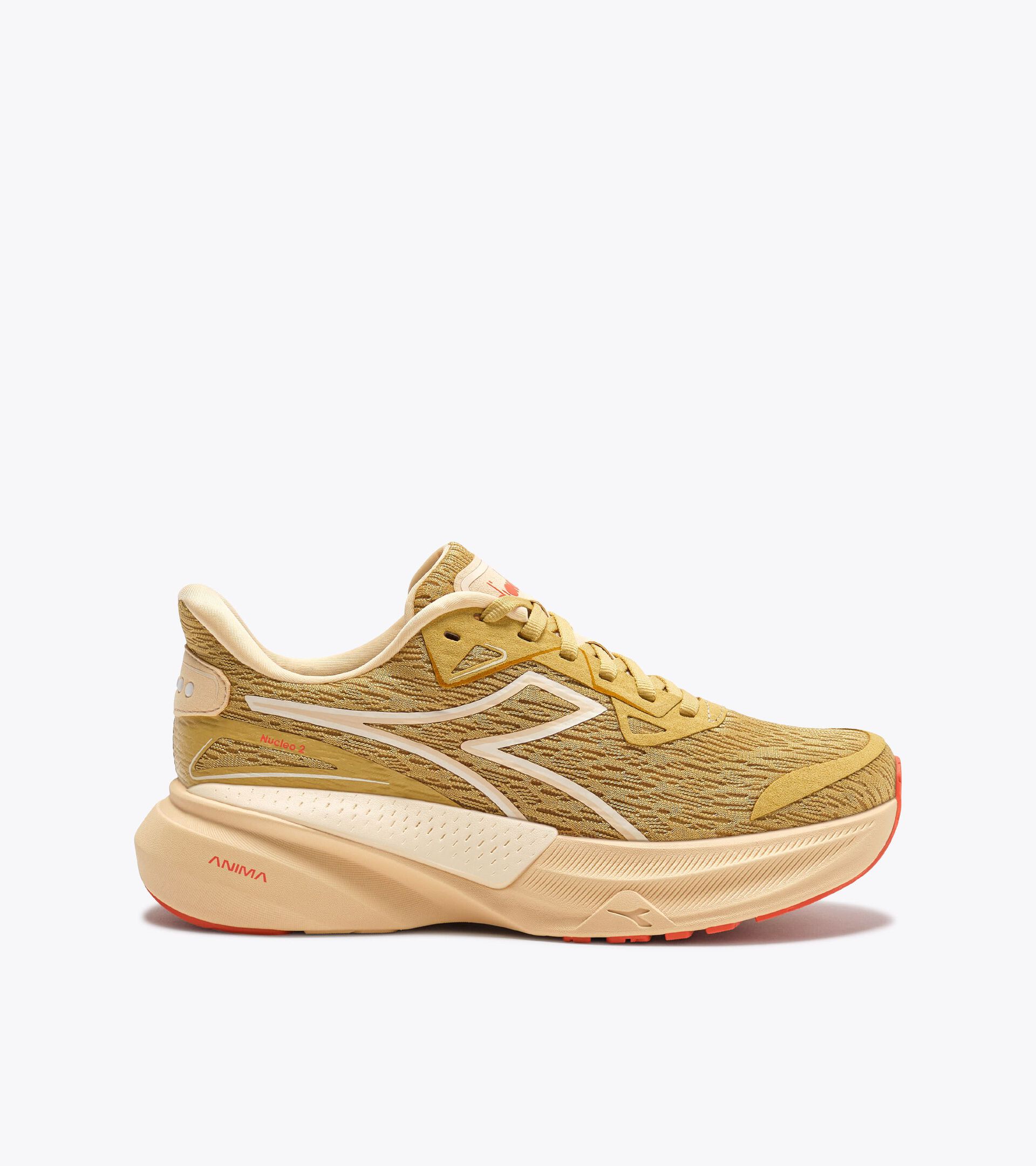 Zapatilla de running - Comodidad y estabilidad - Mujer NUCLEO 2 W BEIGE RAT&Aacute;N/CREMA DE MANTEQ - Diadora