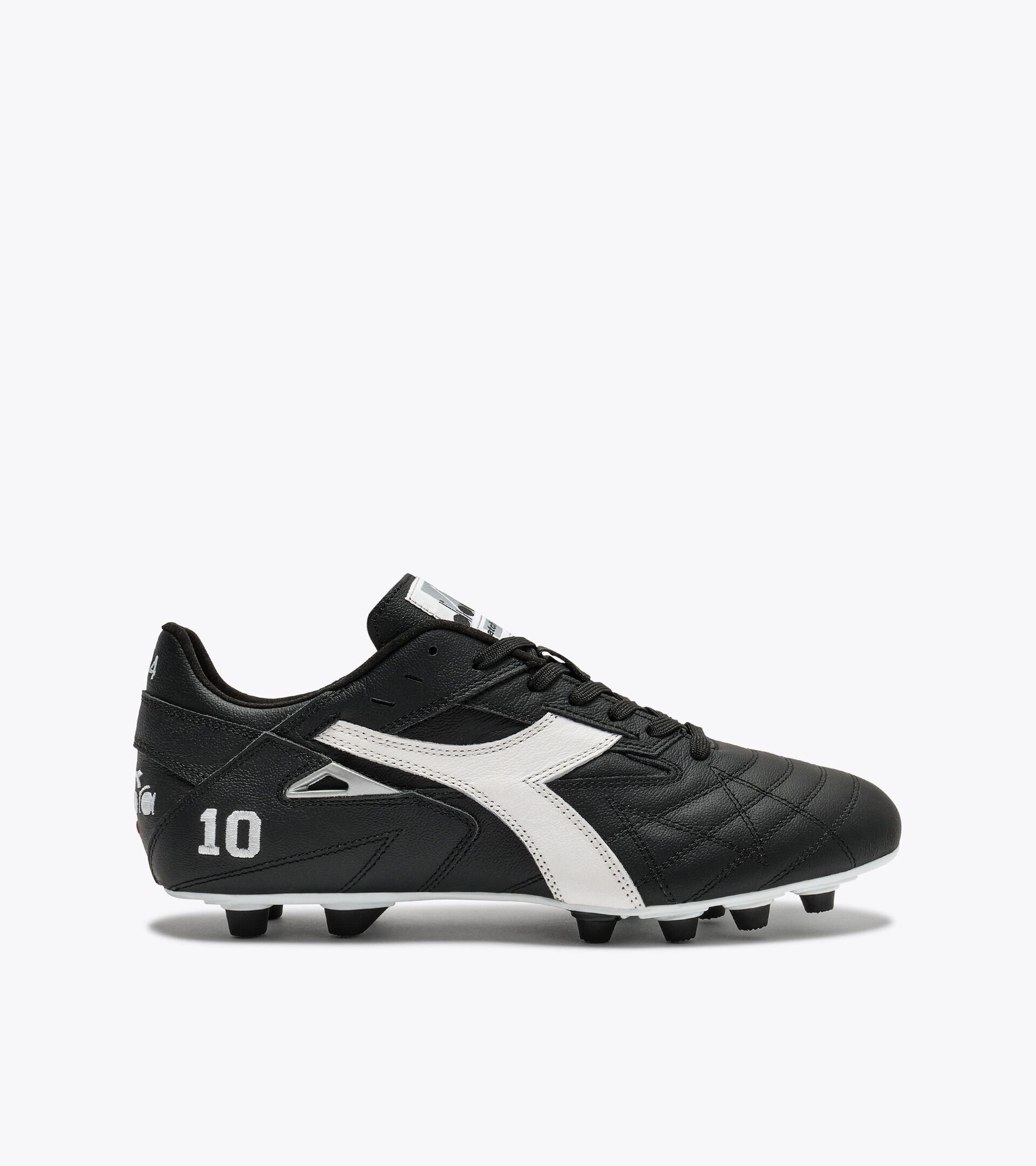 Bota de f&uacute;tbol Made in Italy para superficies compactas - Hombre M.WINNER  ITA OG 94 LT+  MDPU NEGRO/BLANCO - Diadora