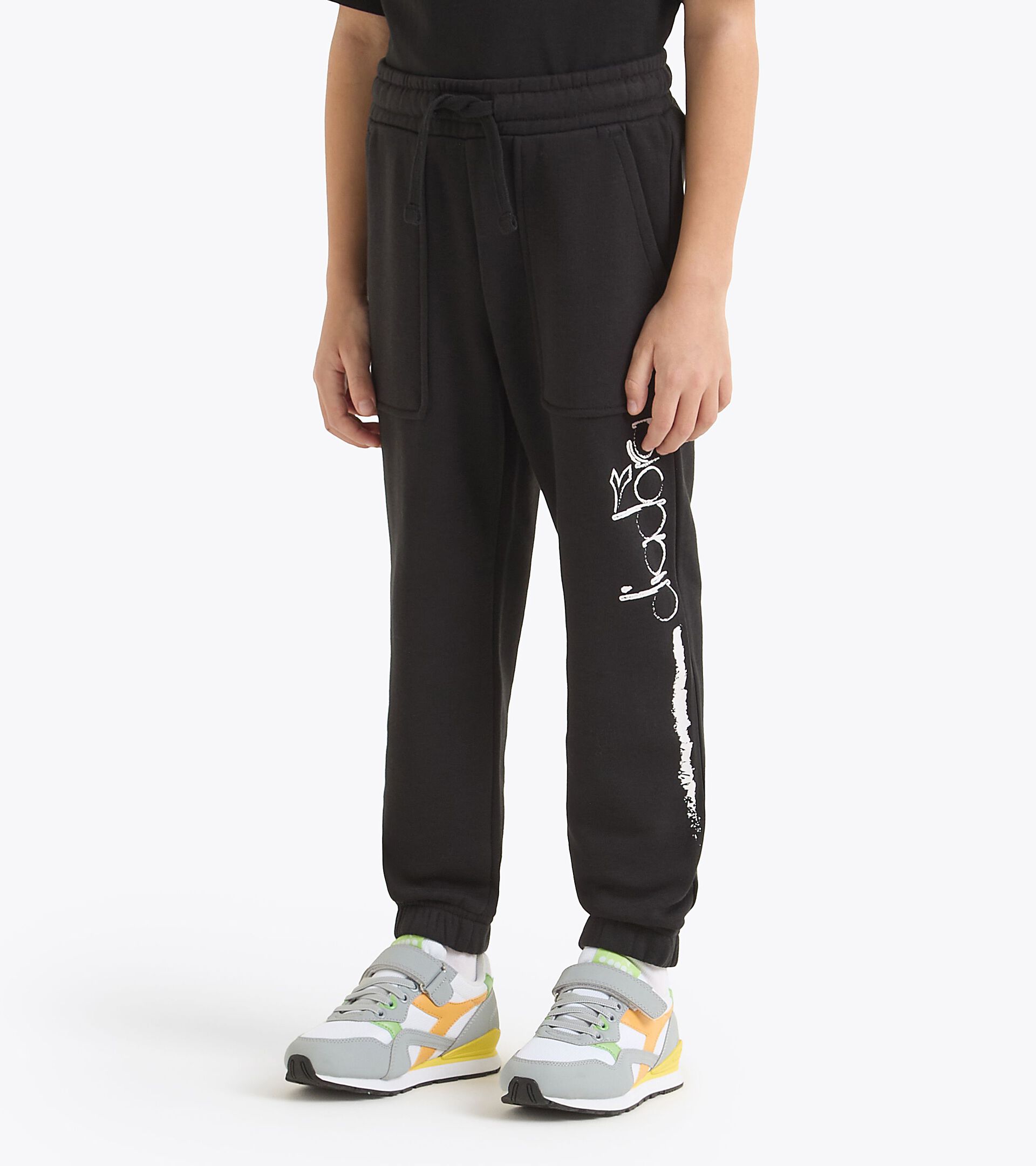 Graffiti-inspired pants - Boy JB. PANTS GRAFFITI BLACK - Diadora