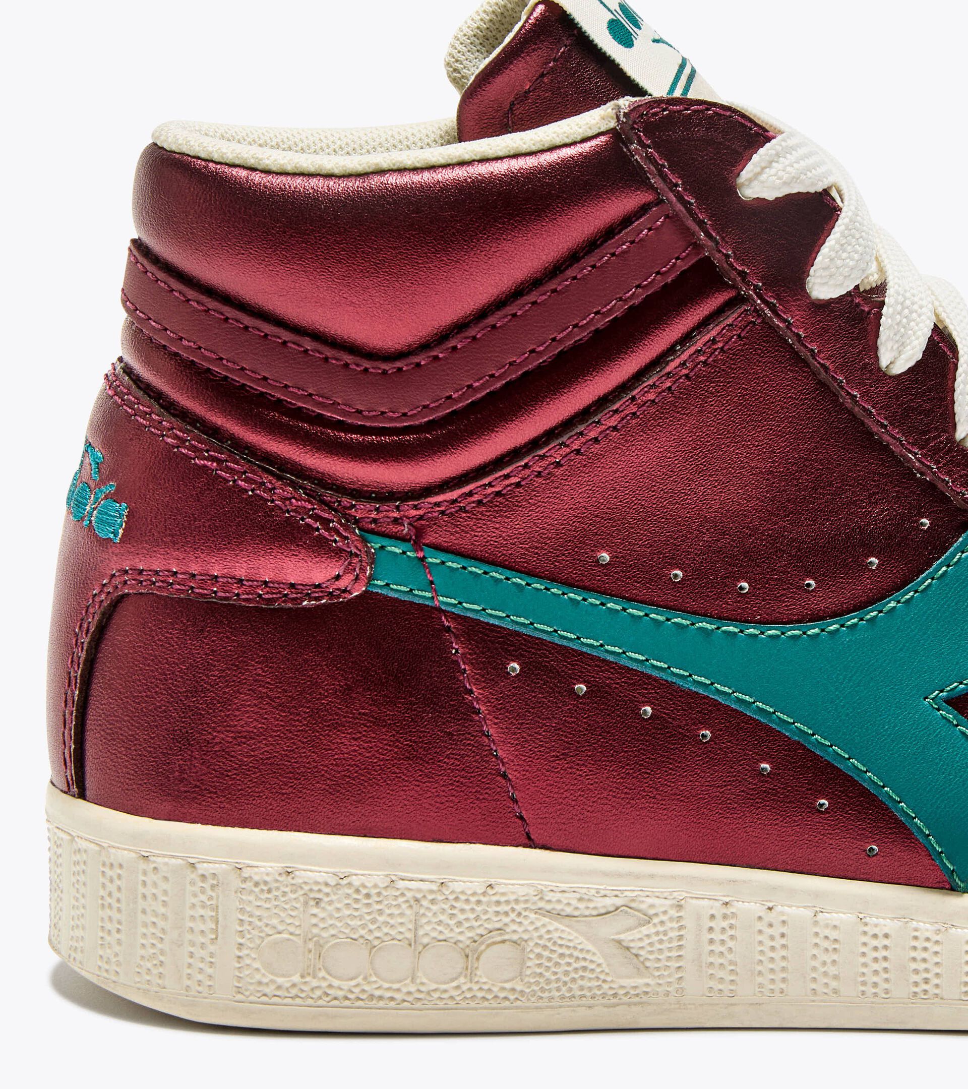 Zapatilla deportiva de piel - Mujer  GAME L HIGH METALLIC WN ROJO SECOYA - Diadora