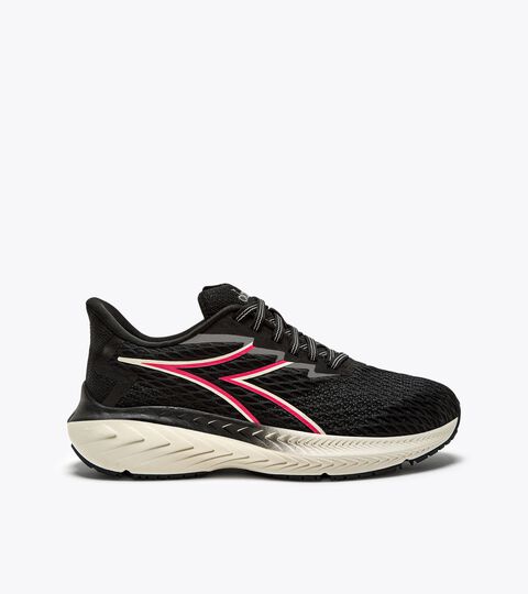 Running shoes - Women STRADA W BLACK/WHISPER WHITE - Diadora