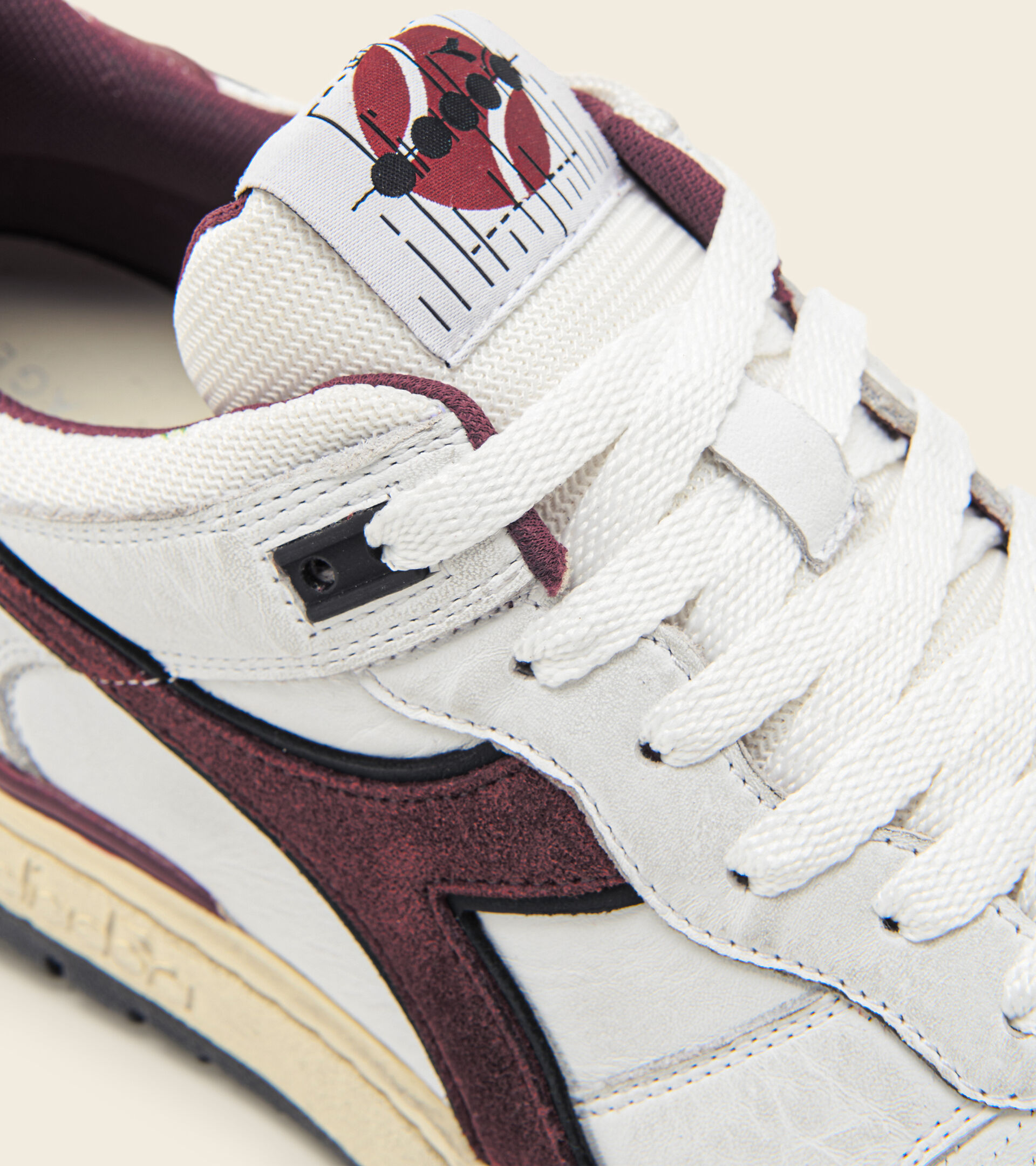 Zapatilla Heritage Made in Italy - Unisex B.560 CORTINA BLANCO/VINO RUBI - Diadora