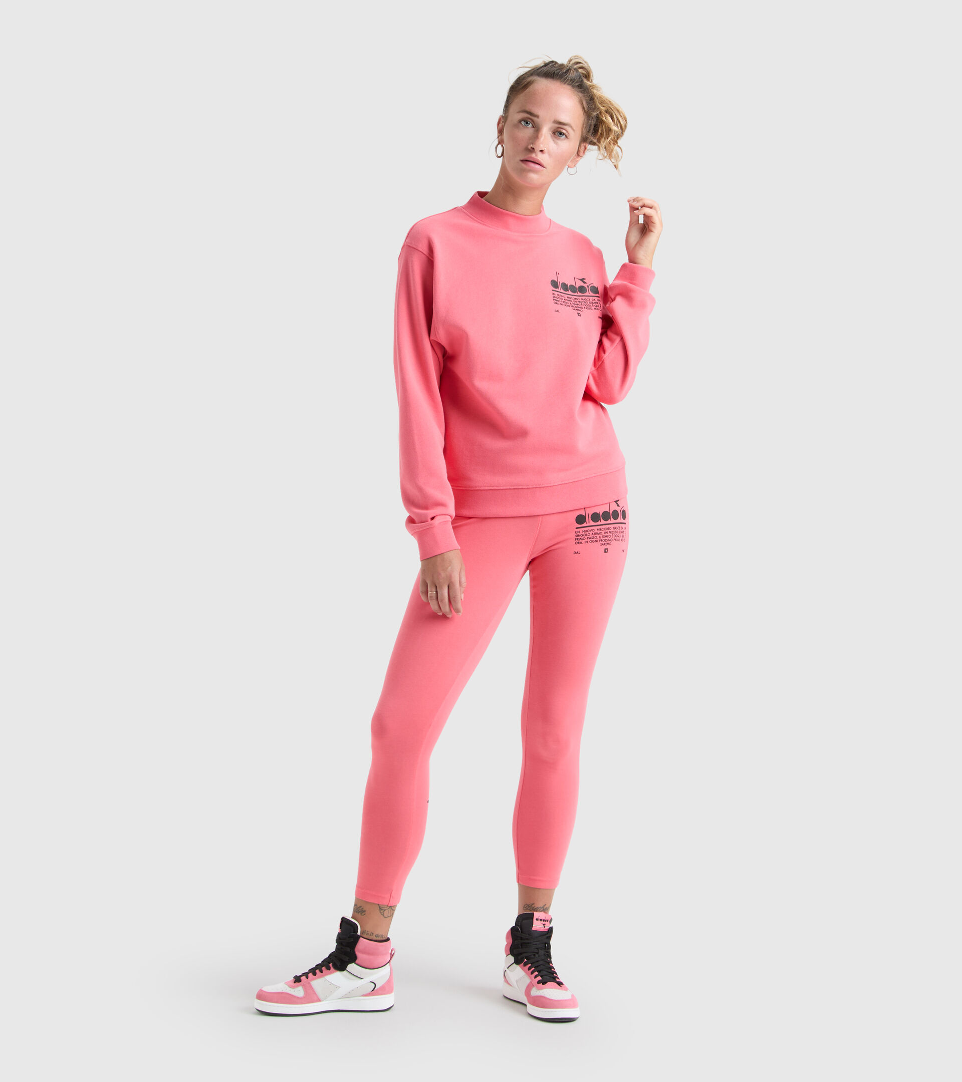 Sweat-shirt en coton - Femme L. SWEATSHIRT CREW MANIFESTO ROSE THE - Diadora