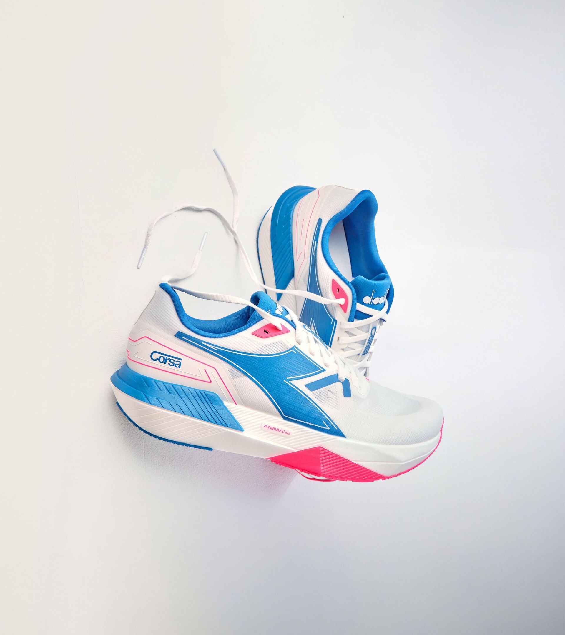 Running shoe - Energetic daily trainer - Men&rsquo;s CORSA LUCENT WH/MEDITERRANIAN/PK FL - Diadora