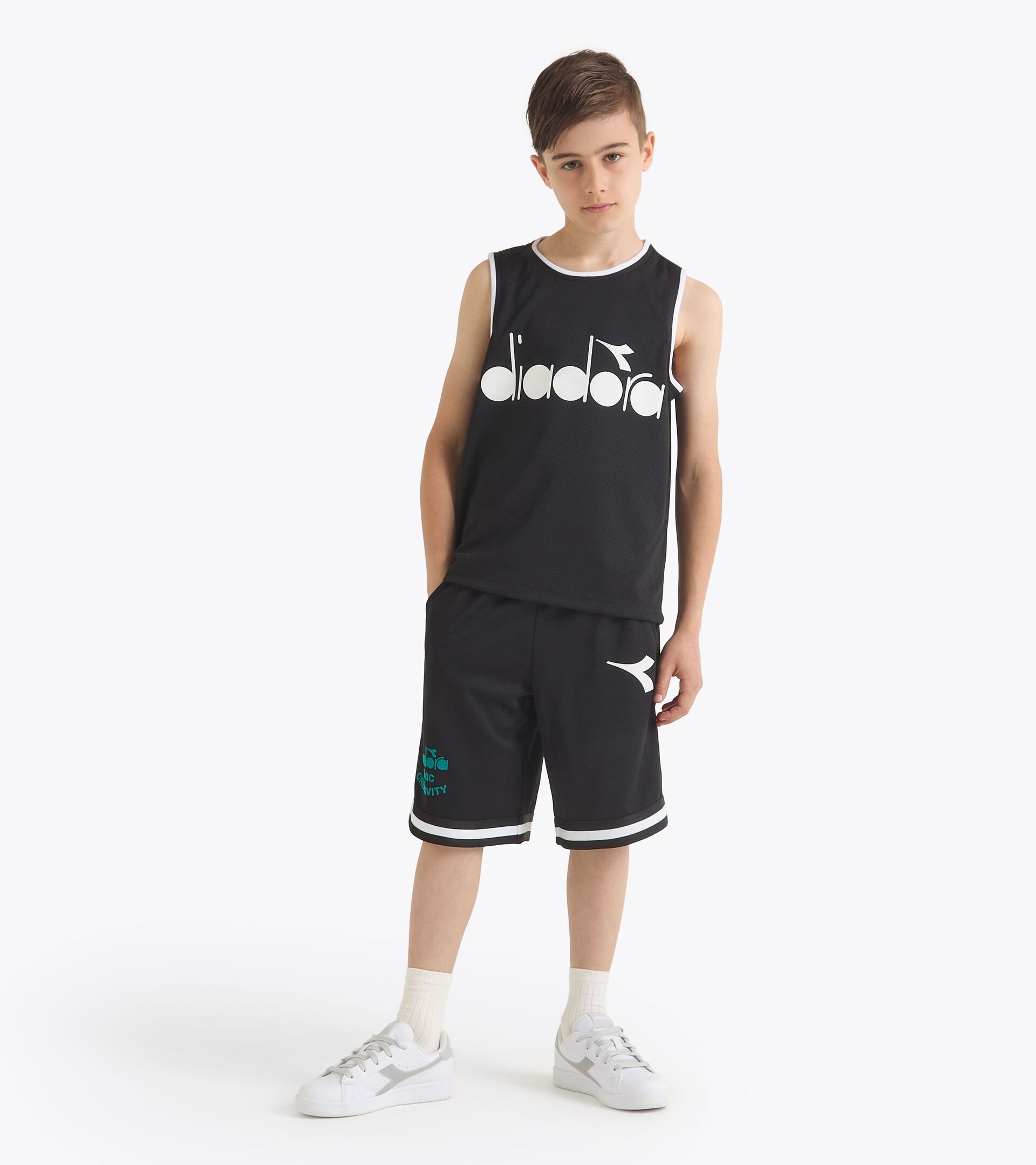 Bermuda - Fit comfort - Boy
 JB. BERMUDA BSKT BALL BLACK - Diadora