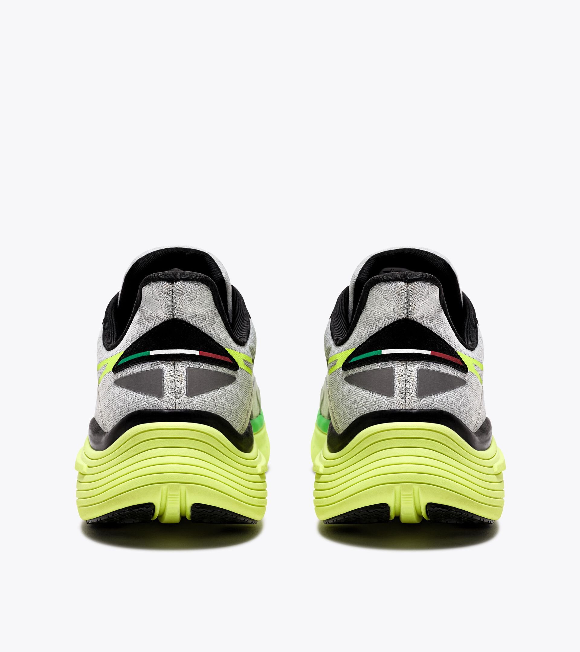 Chaussures de running - Homme EQUIPE NUCLEO ARGENTO/NERO/GIALLO FL DD - Diadora