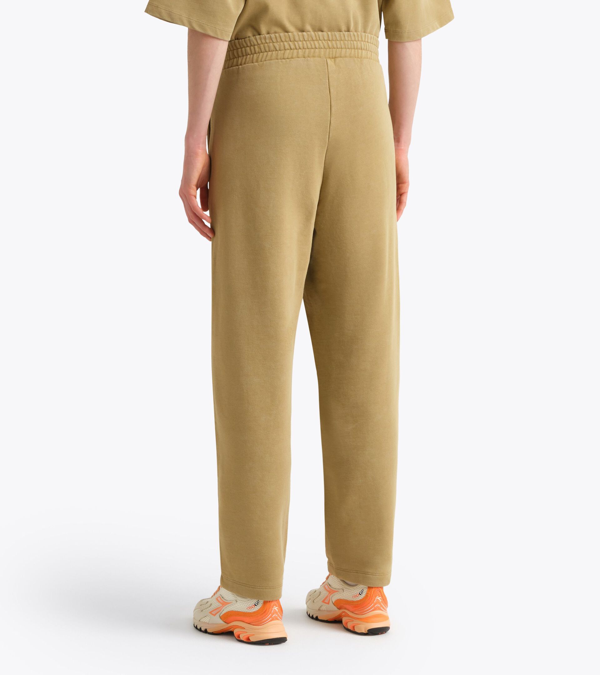 Retro-inspired Cotton Jogger pants - Slim Fit - Women&rsquo;s
 L. JOGGER PANTS AVENUE LAB GREEN KHAKI - Diadora