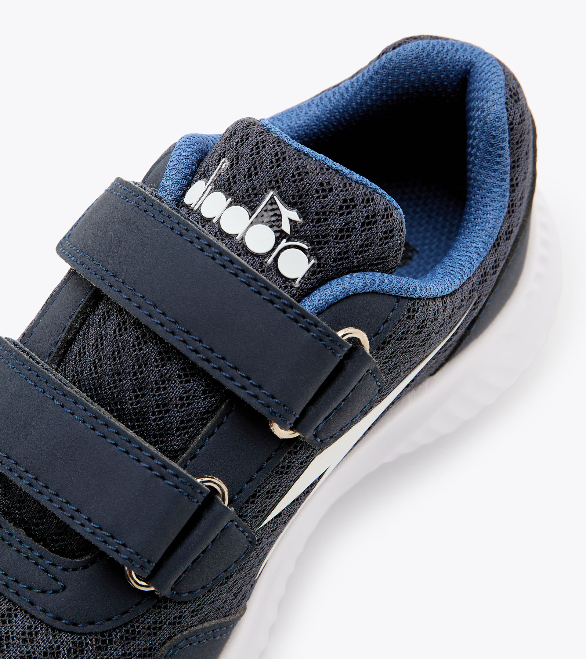 Running shoe - Kids ROBIN 2 JR V BL CORSAIR/FEDERAL BLUE/WHT - Diadora