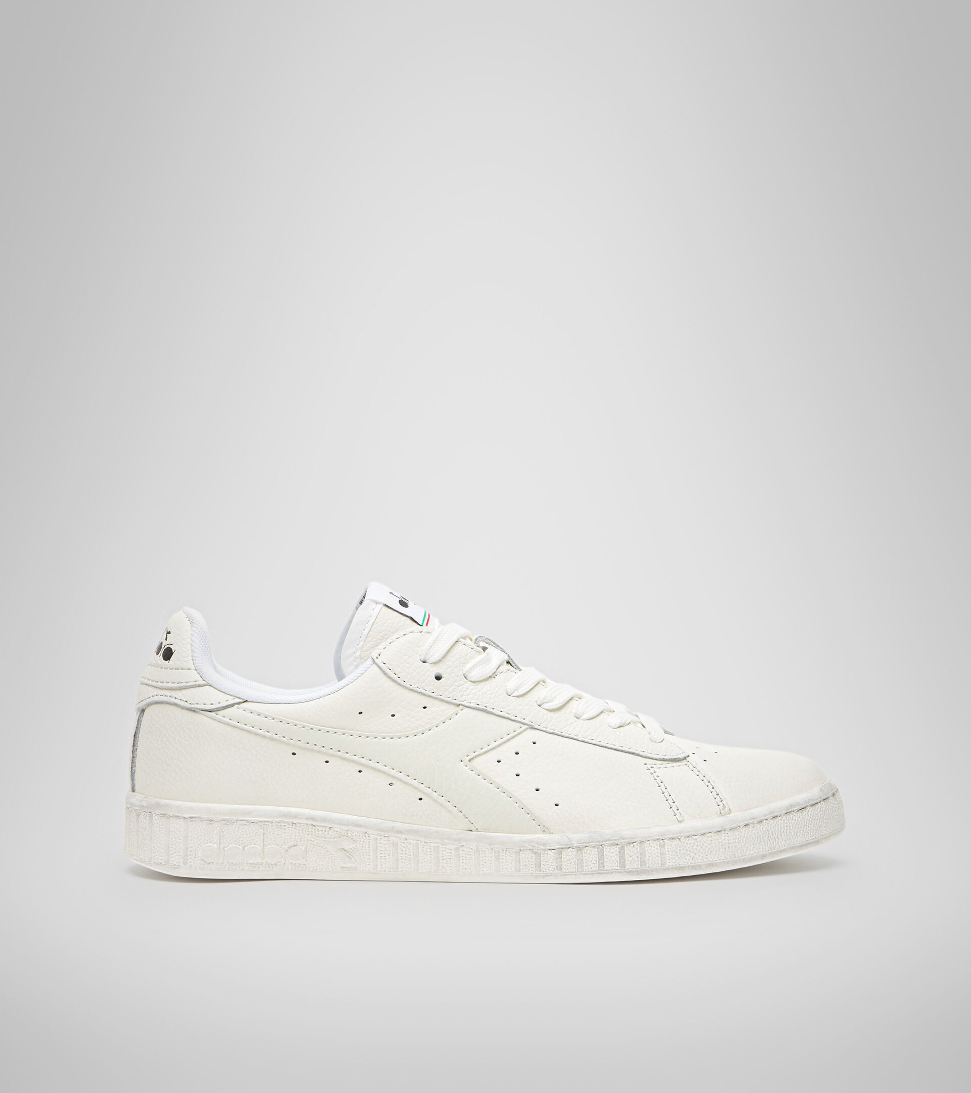 Footwear Sportswear UNISEX GAME L LOW WAXED WHITE/WHITE/WHITE Diadora