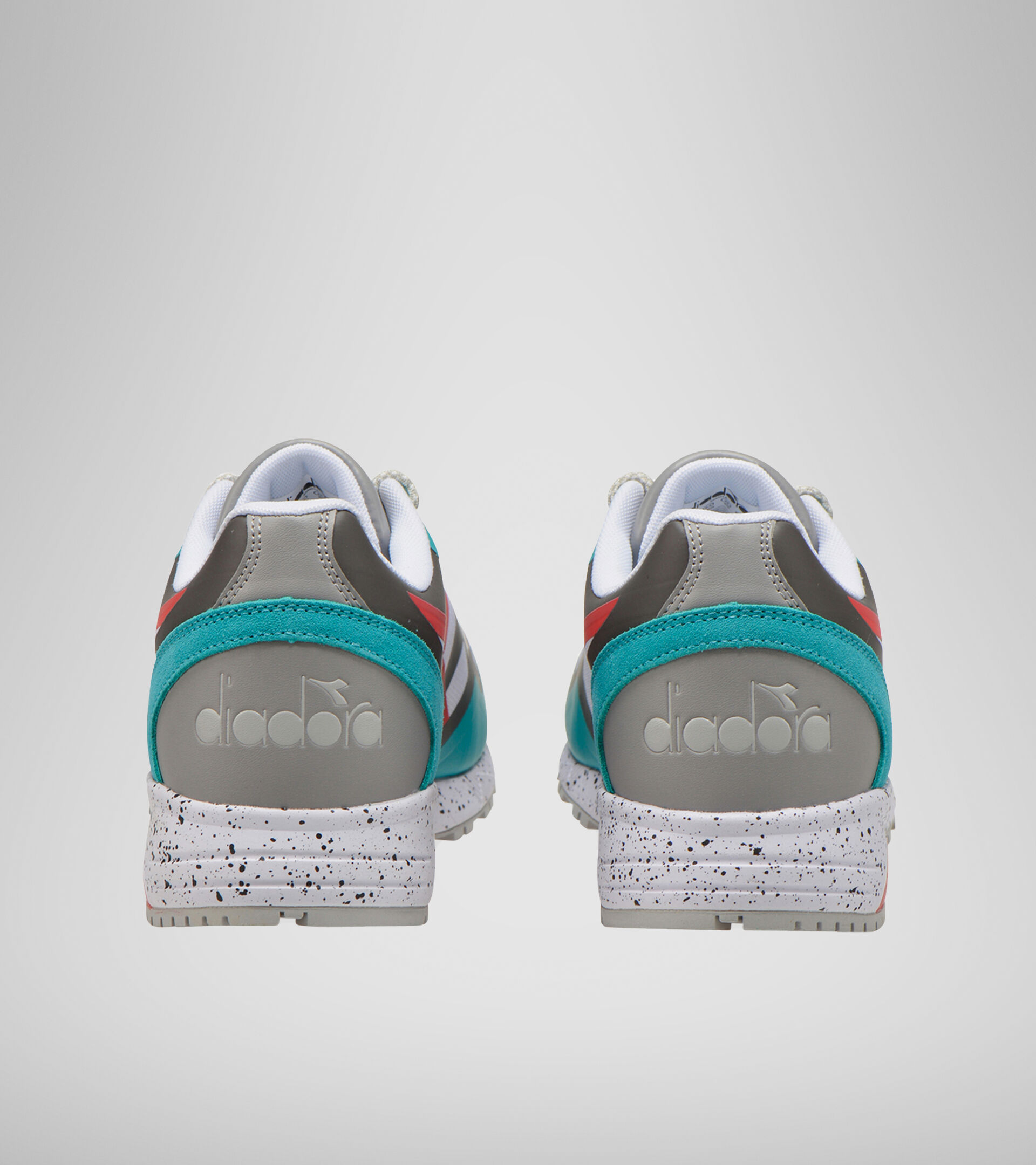 Sports shoe - Unisex N902 OUTDOOR VIRIDIAN GRN/CAYENNE/EIFFEL TO - Diadora