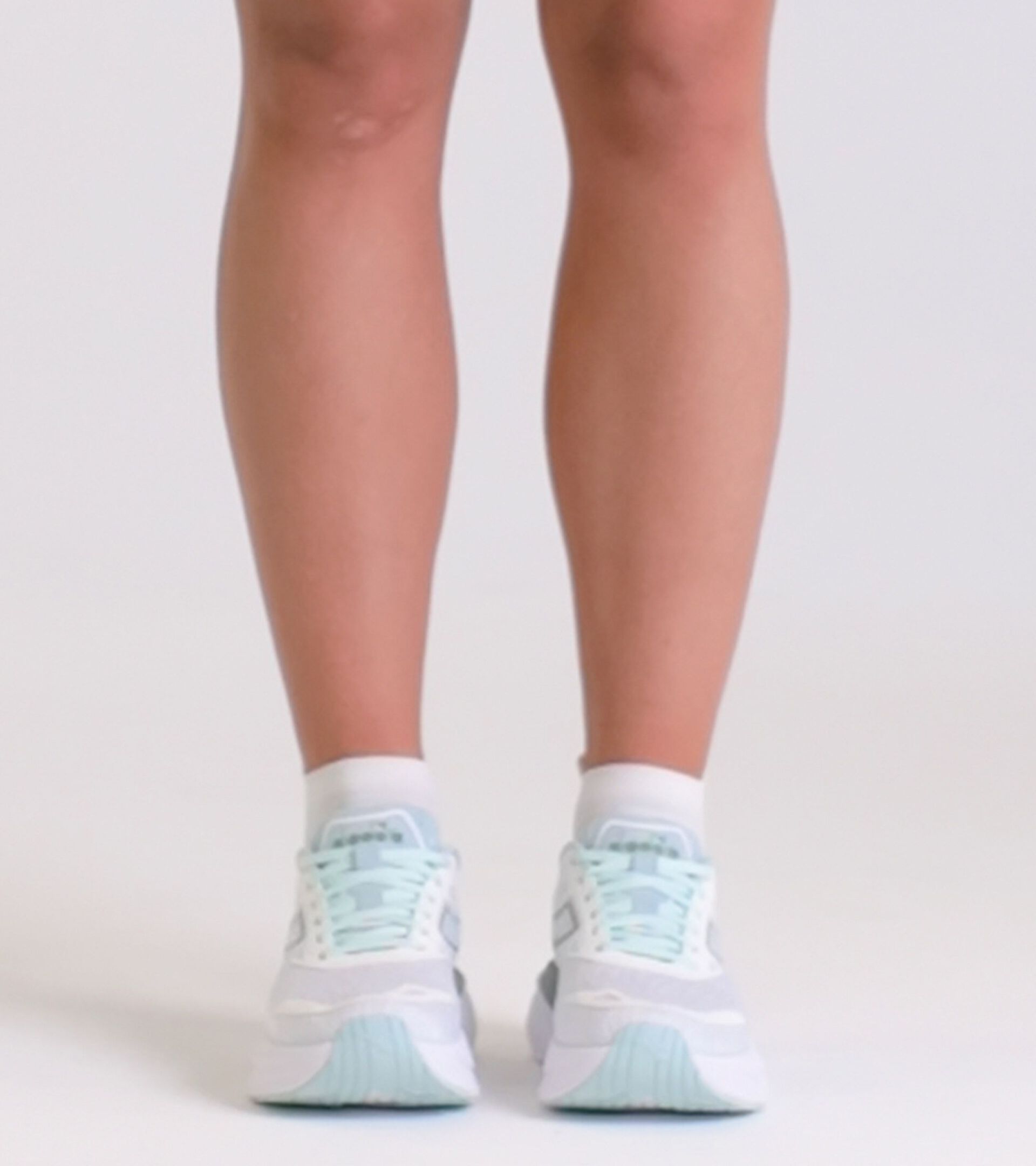 Running shoe - Comfort and stability - Women&rsquo;s NUCLEO 2 W WHITE/PASTEL BLUE - Diadora