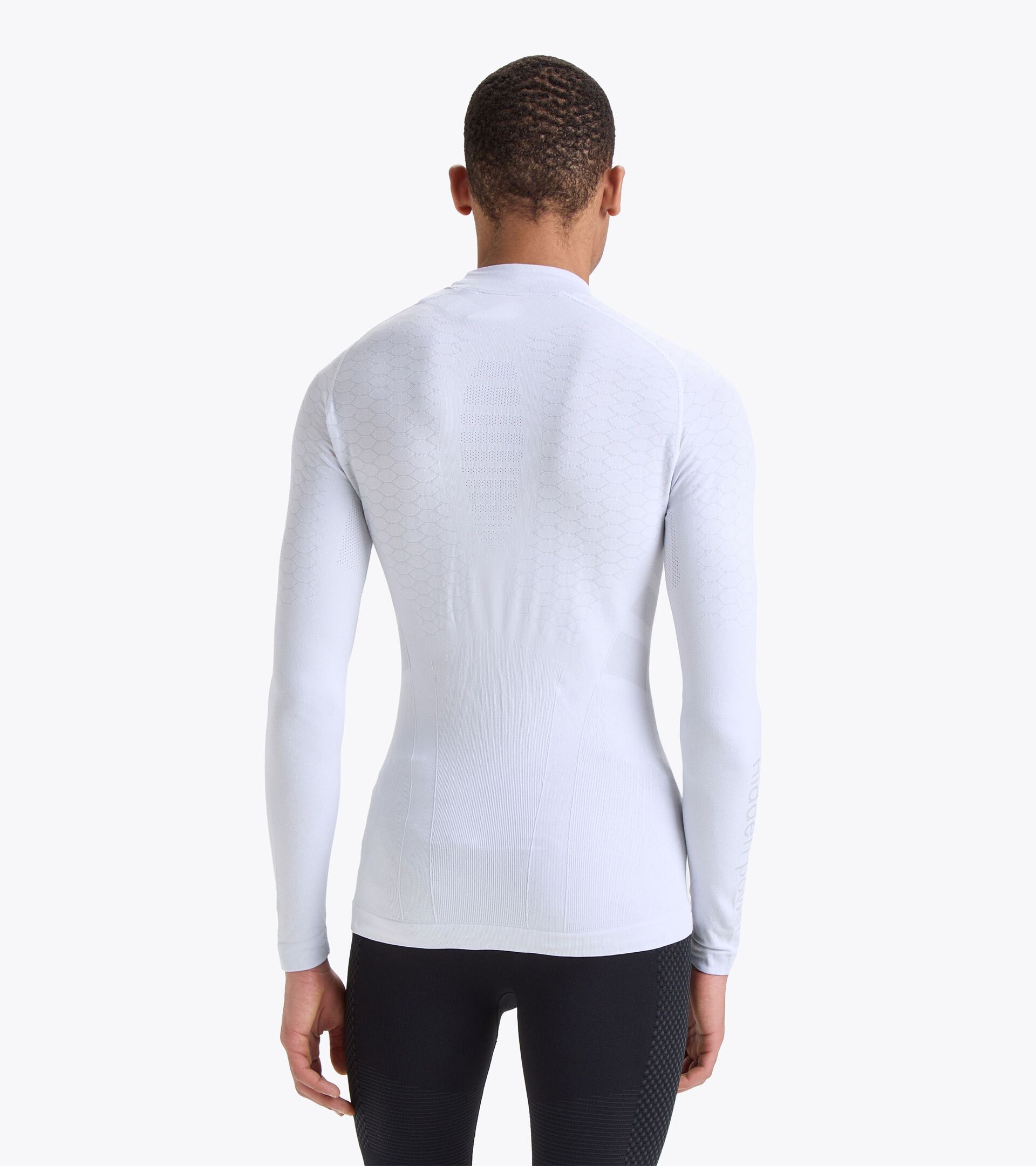 Long-sleeved training t-shirt - Men LS TURTLE NECK ACT OPTICAL WHITE - Diadora