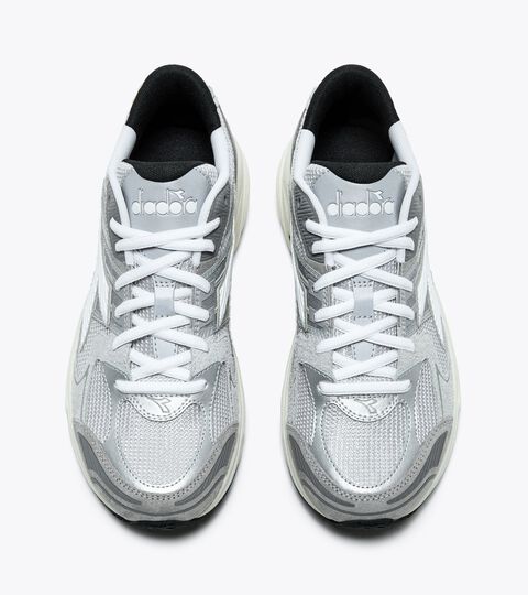 Sports sneakers - All-Gender MYTHOS STAR GREY ALASKA - Diadora