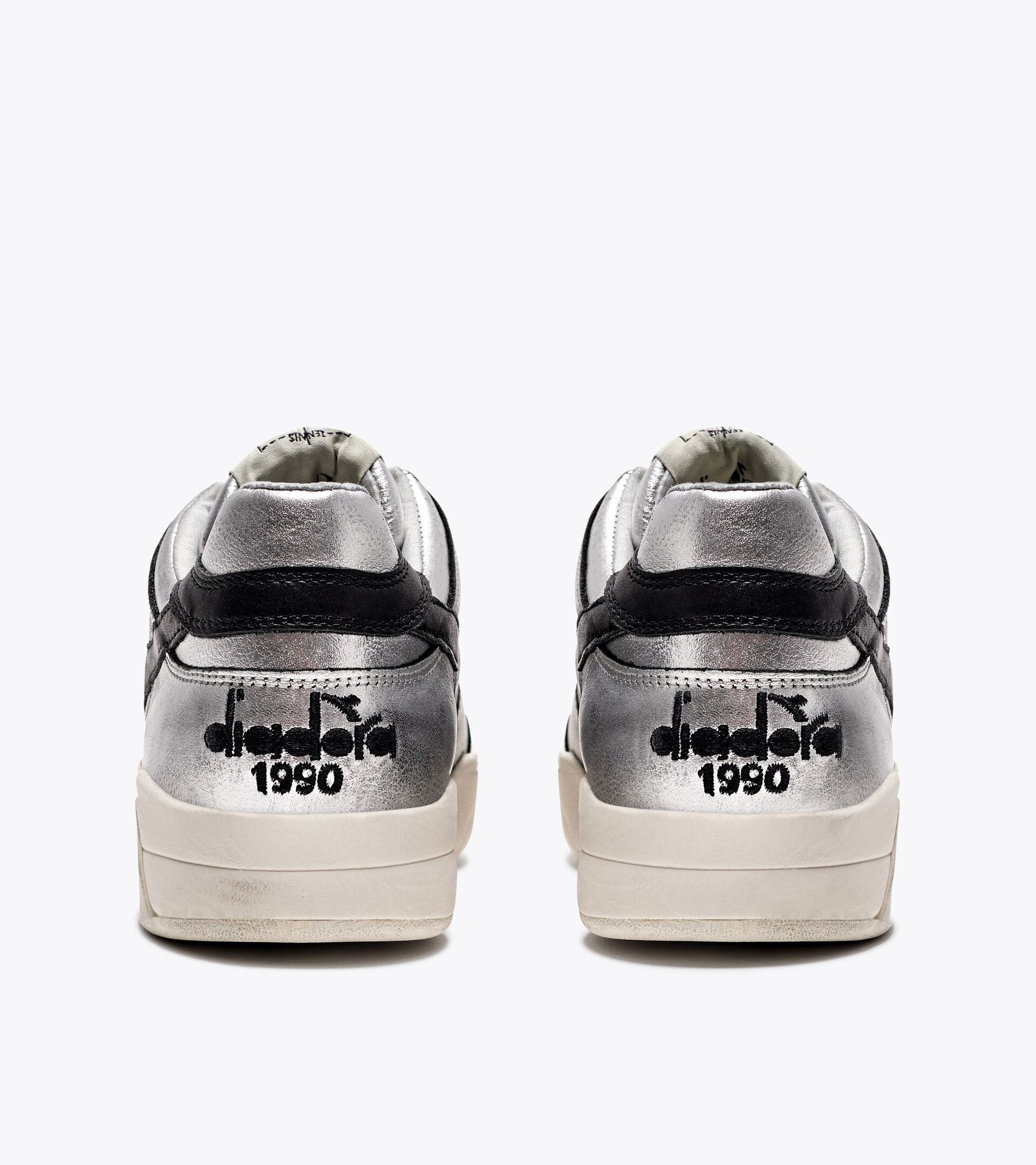 Heritage sneakers - Women’s
 B.560 SILVER USED WN SILVER METALLIZED/BLACK - Diadora