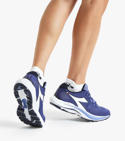 MYTHOS BLUSHIELD 7 VORTICE W, BL MARINE/BLC/PERVENCHE PROFON Chaussures de running - Femme MYTHOS BLUSHIELD 7 VORTICE W BL MARINE/BLC/PERVENCHE PROFON - Diadora