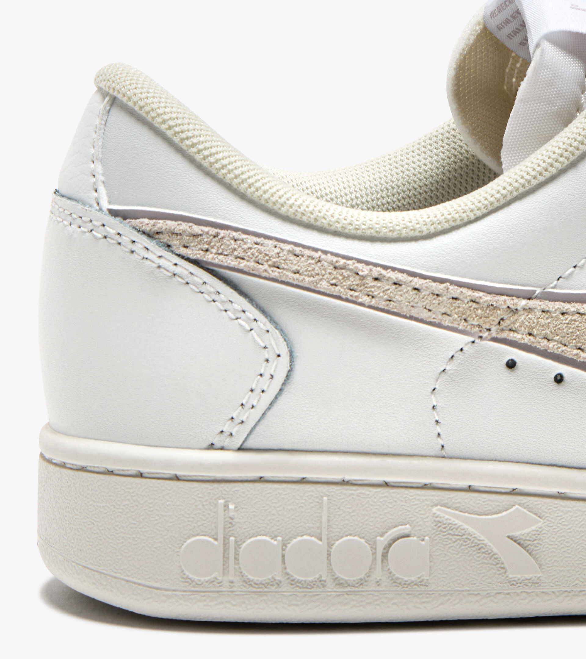 Zapatilla deportiva - Mujer MAGIC BASKET LOW LEATHER WN BLANCO/MARMOL VIOLETA - Diadora