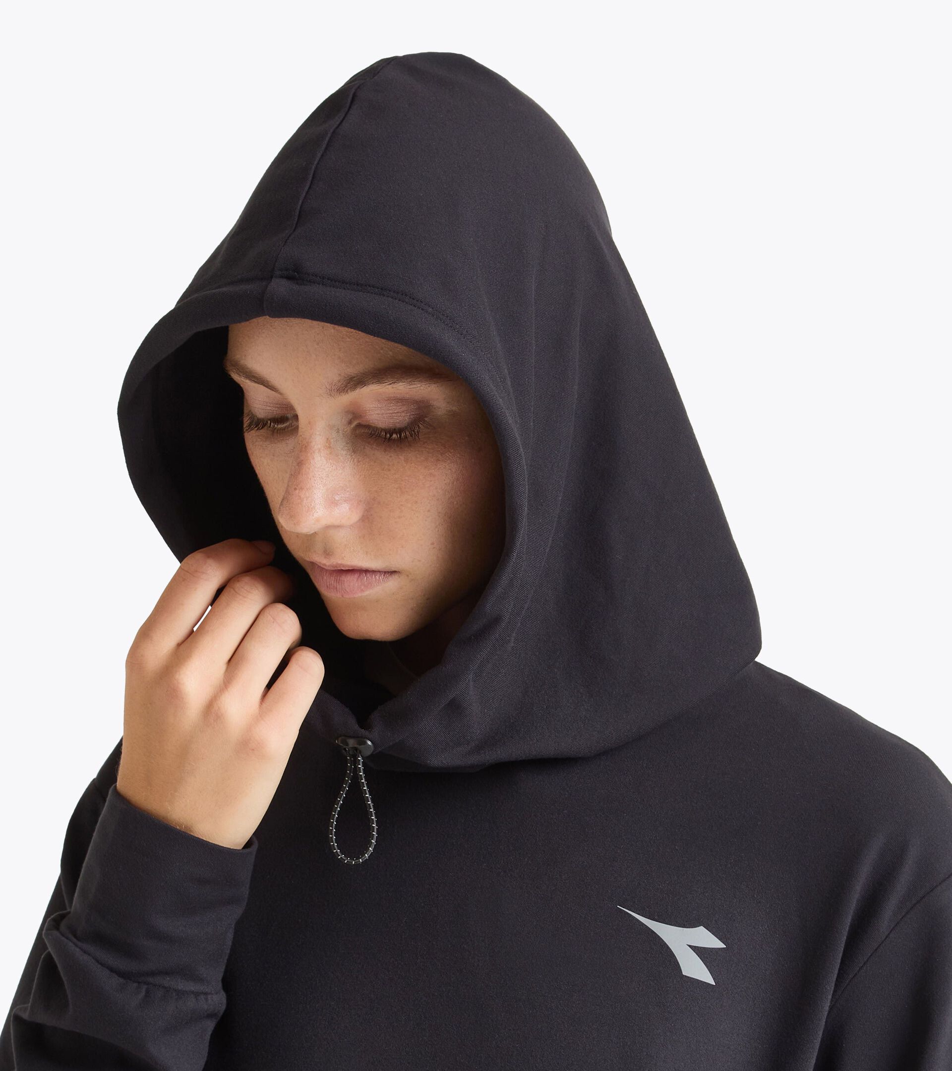 Pull en jersey post-entra&icirc;nement&sect;Femme L. JERSEY PULLOVER HOODIE RUN CREW NOIR - Diadora