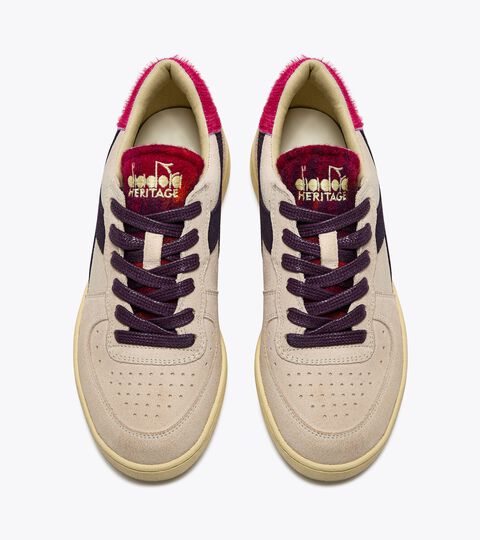MI BASKET LOW ARCTIC WN, BIRCH BEIGE Heritage leather sneaker - Women’s
MI BASKET LOW ARCTIC WN BIRCH BEIGE - Diadora