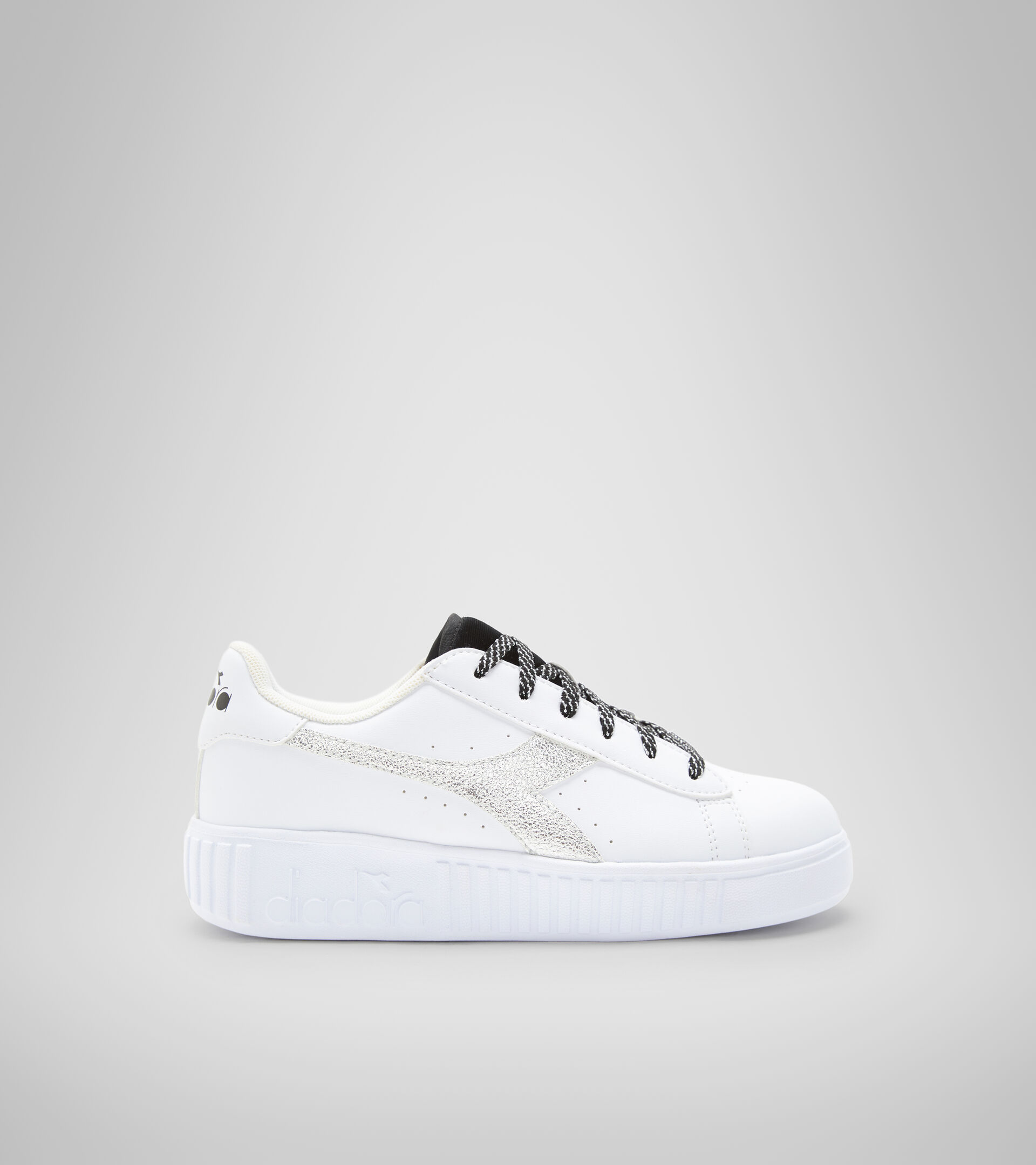 Sports shoes - Youth 8-16 years GAME STEP P METALLIC CRAQUELE GS WHITE/SILVER .. - Diadora