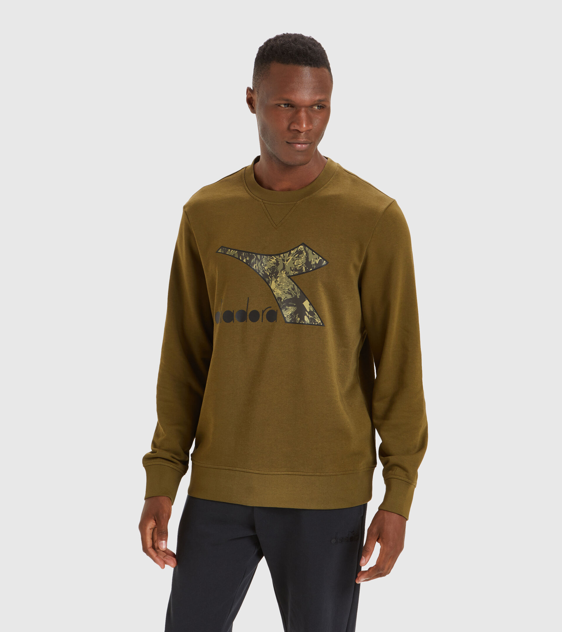 Crew-neck sweatshirt - Men SWEATSHIRT CREW LOGO CHROMIA OLIVE GREEN - Diadora