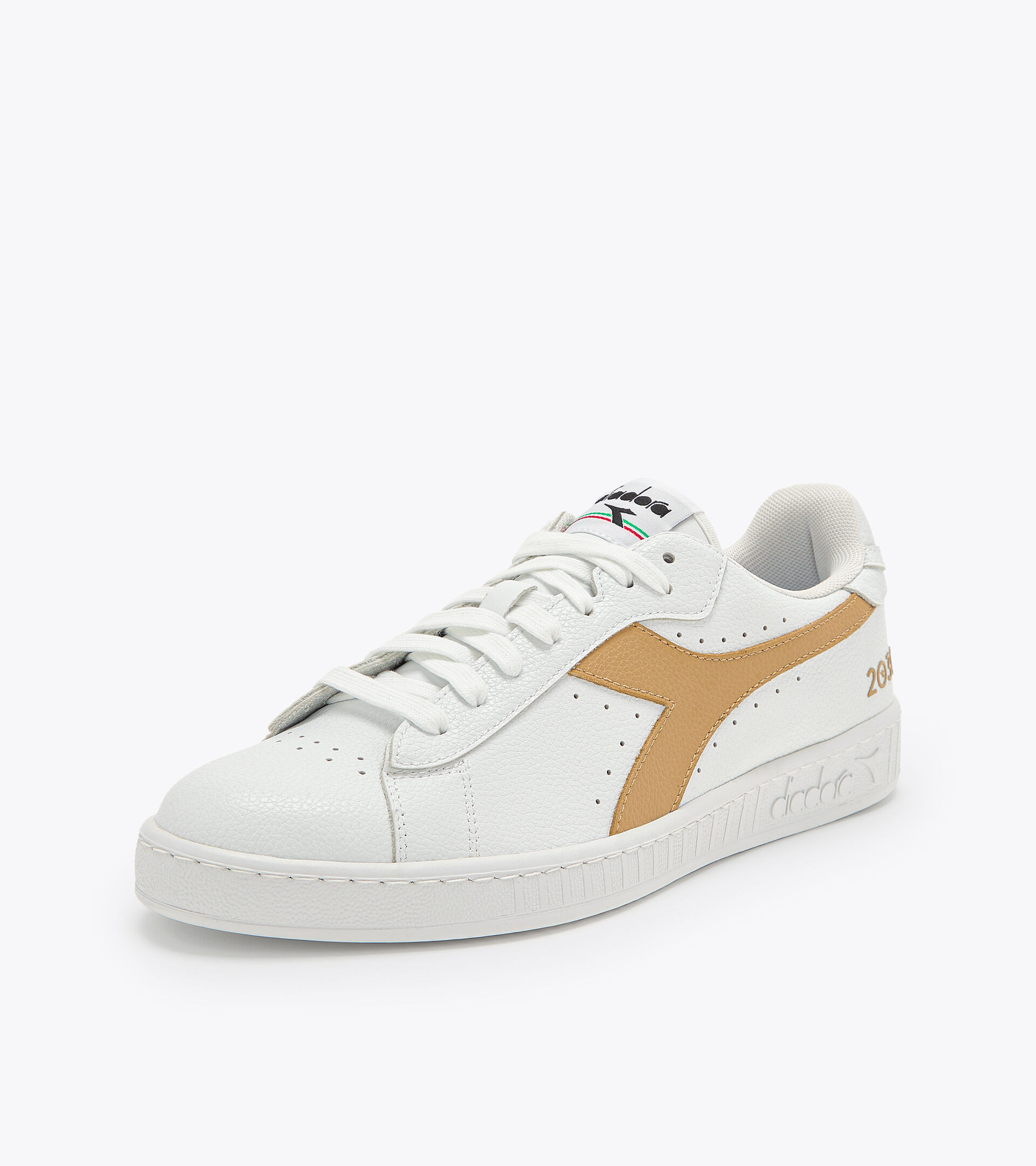 Sporty sneakers - Unisex GAME L LOW 2030 WHITE/ICED COFFEE - Diadora