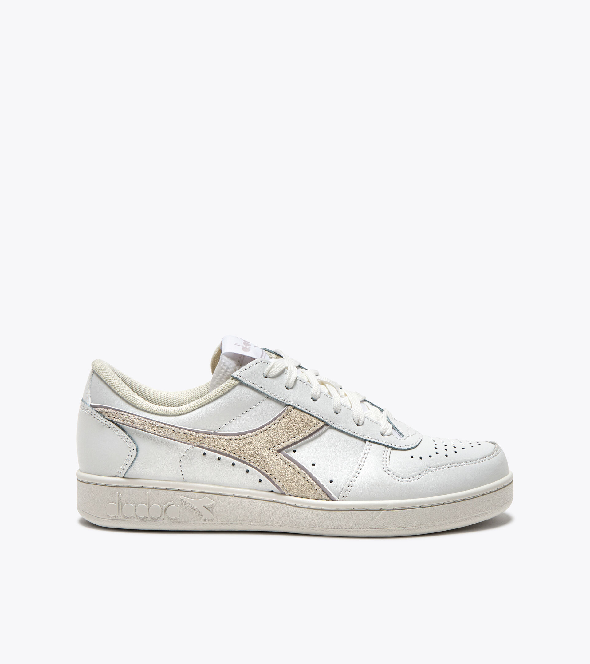 Sports shoes - Women MAGIC BASKET LOW LEATHER WN WHITE/LILAC MARBLE - Diadora