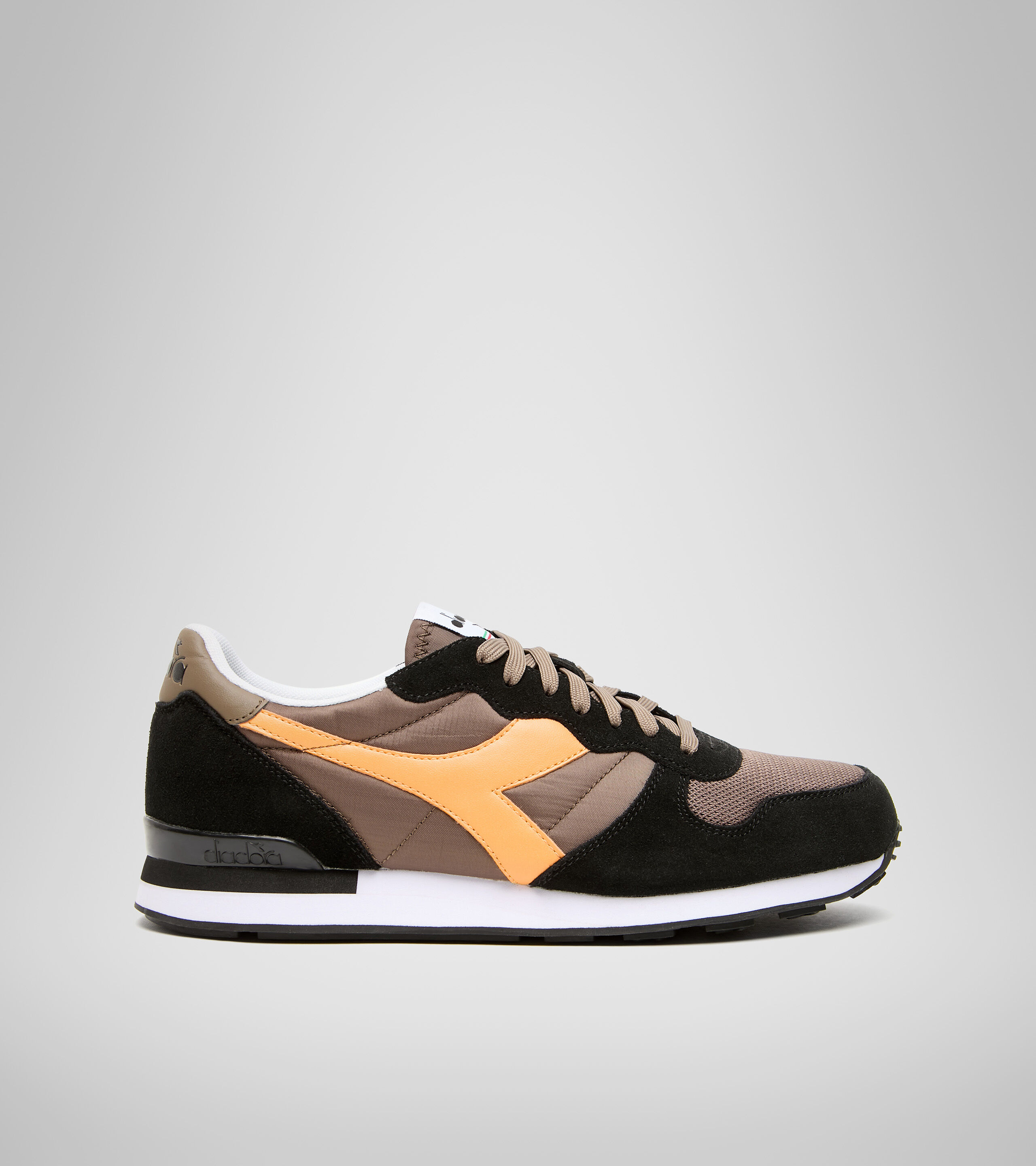 diadora camaro