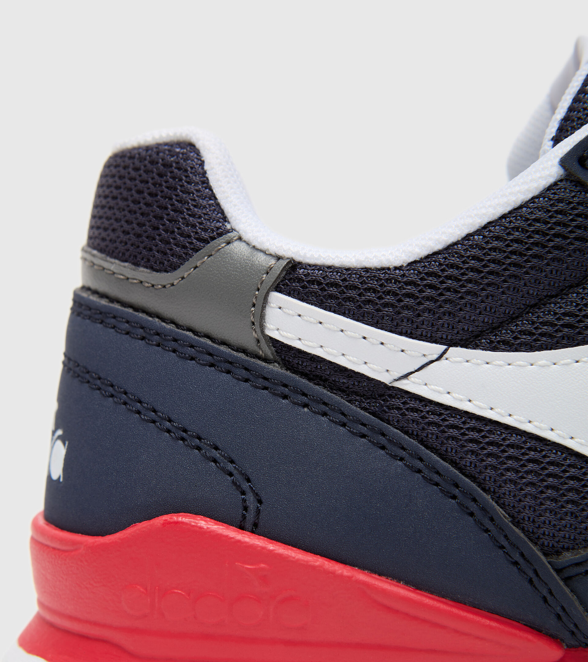 Sports shoes - Youth 8-16 years N.92 GS BLUE CORSAIR - Diadora