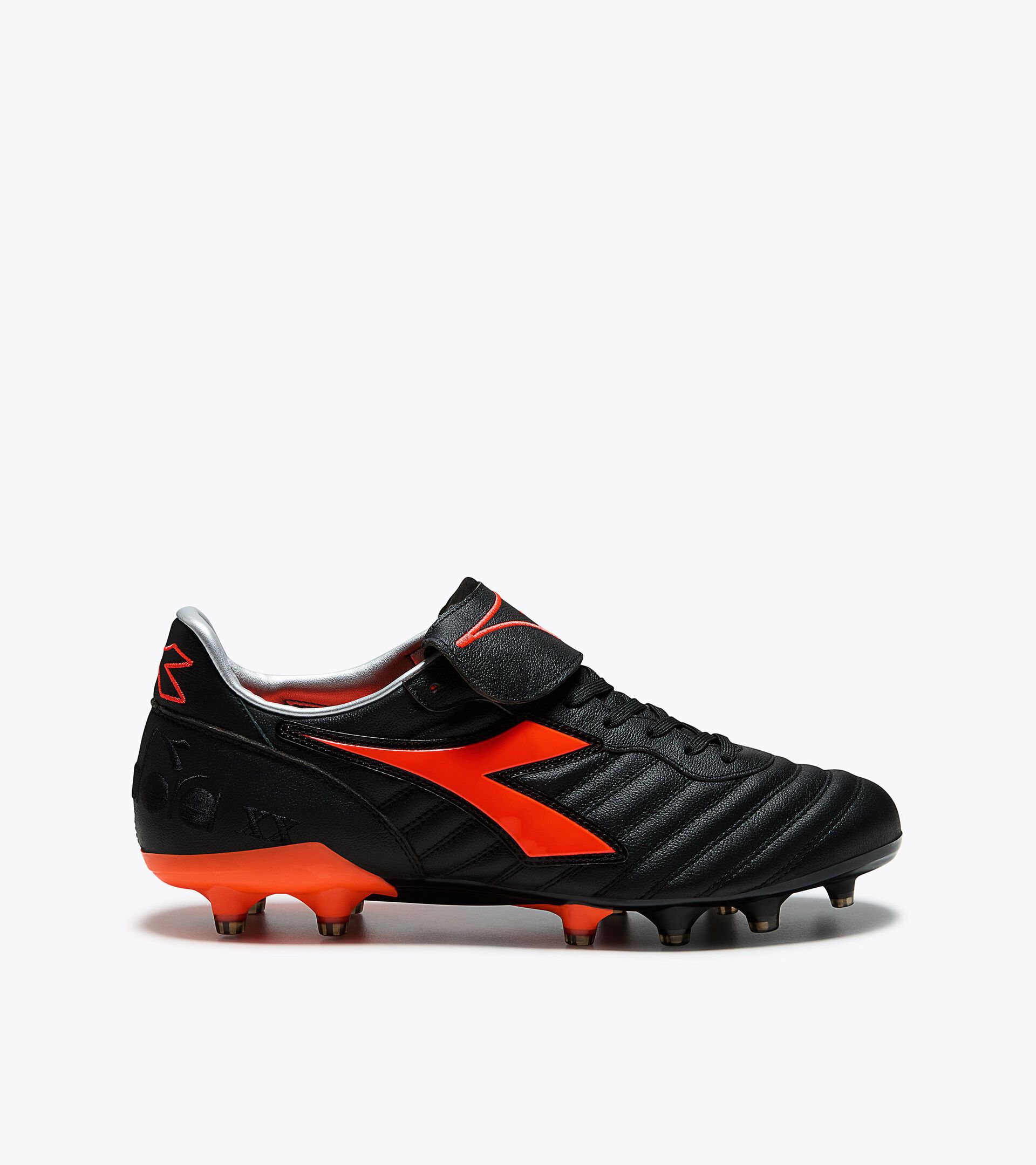 Jubil&auml;ums-Fu&szlig;ballschuh - Made in Italy - F&uuml;r alle Geschlechter BRASIL NOVE ELITE ITALY FG NERO/ROSSO FLUO - Diadora