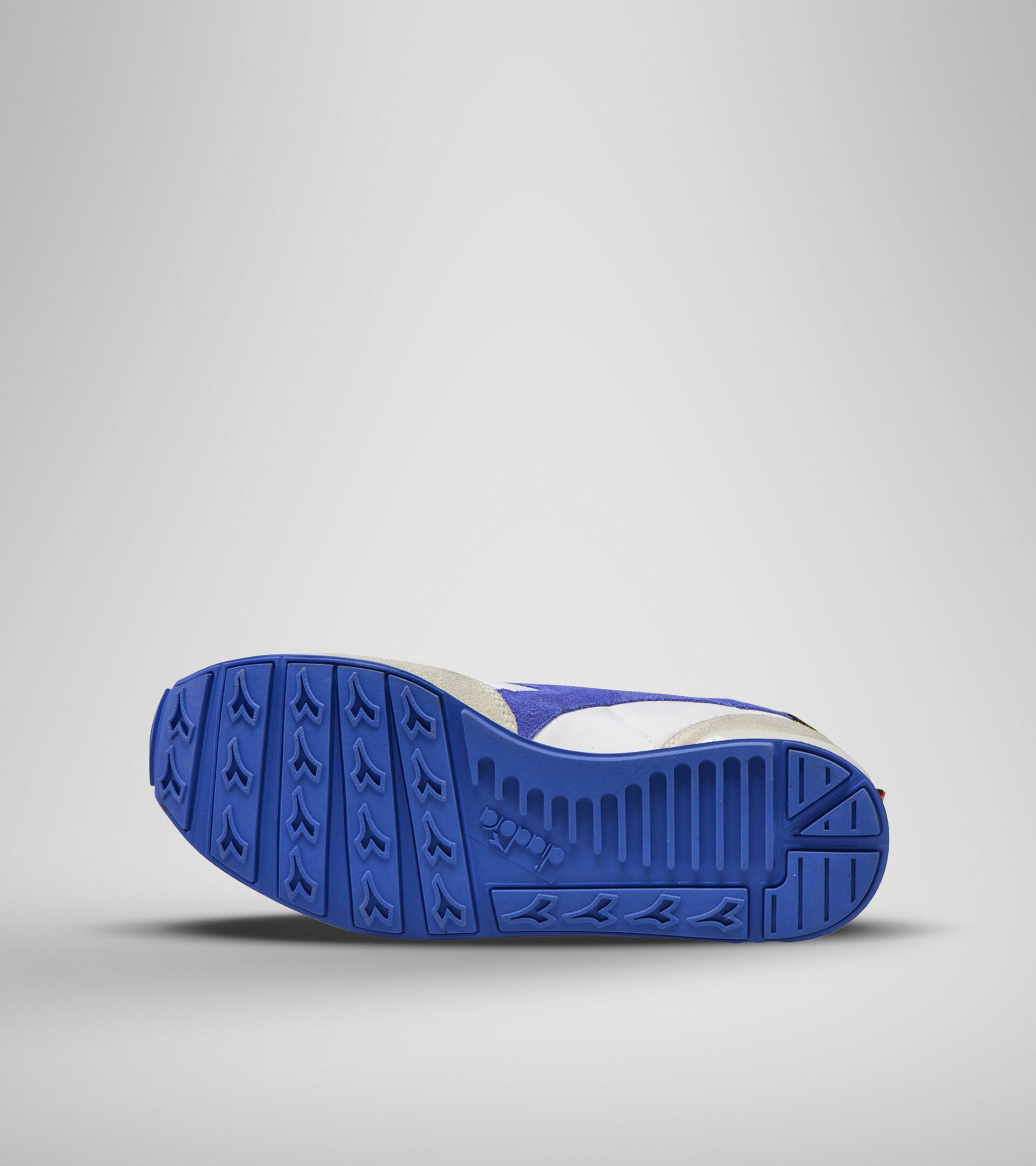 Sports shoe - Unisex CAMARO ICONA WHITE/AMPARO BLUE/ORANGEADE - Diadora