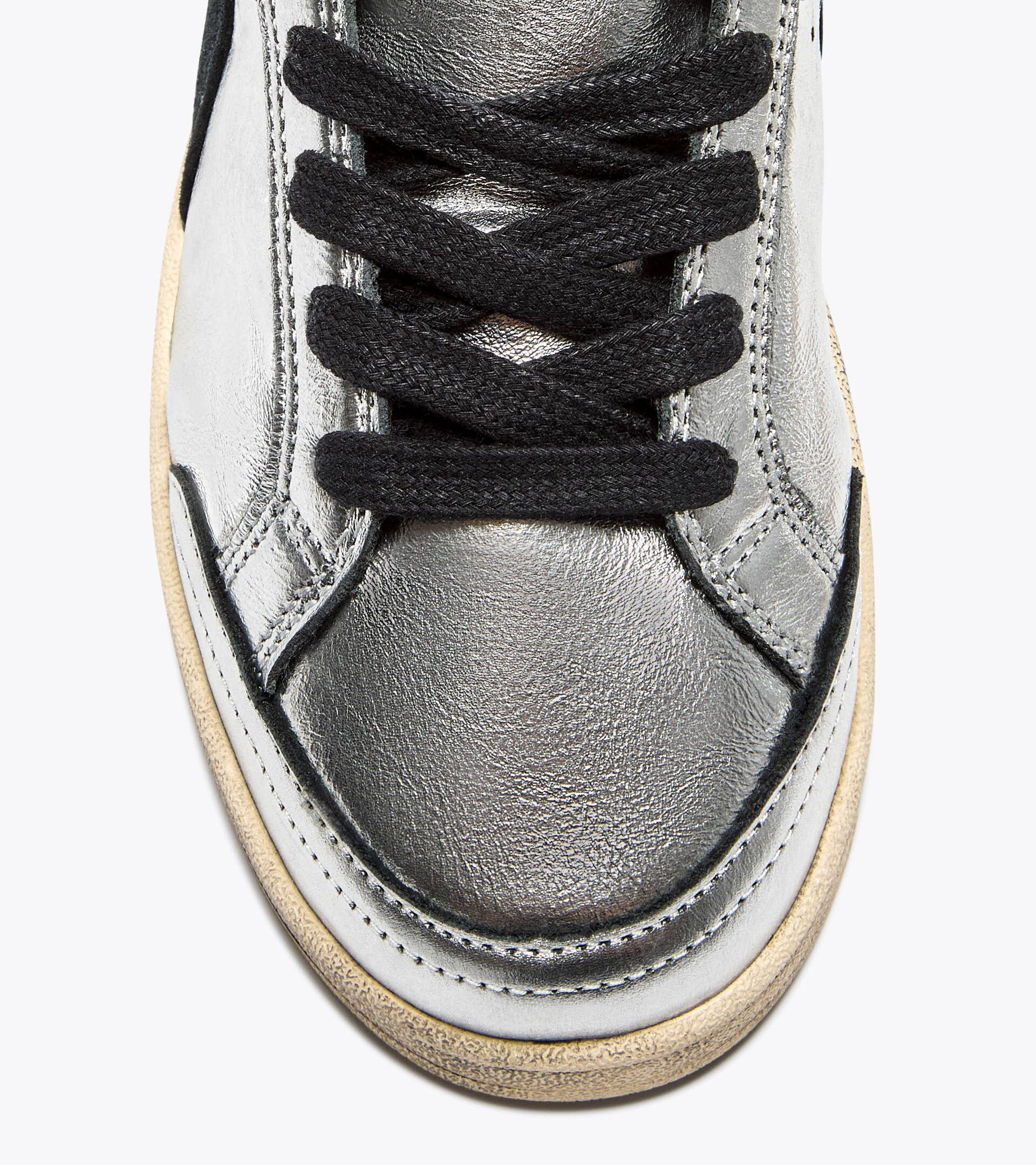 Sneaker Heritage aus metallisiertem Leder - Für alle Geschlechter
 PRESTIGE HIGH METAL USED SILBER - Diadora