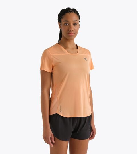 Camiseta FIBRAZERO superligera  - Running - Mujer
 L. SS T-SHIRT SUPER LIGHT FIBRAZERO COBBLER DE MELOCOTON - Diadora